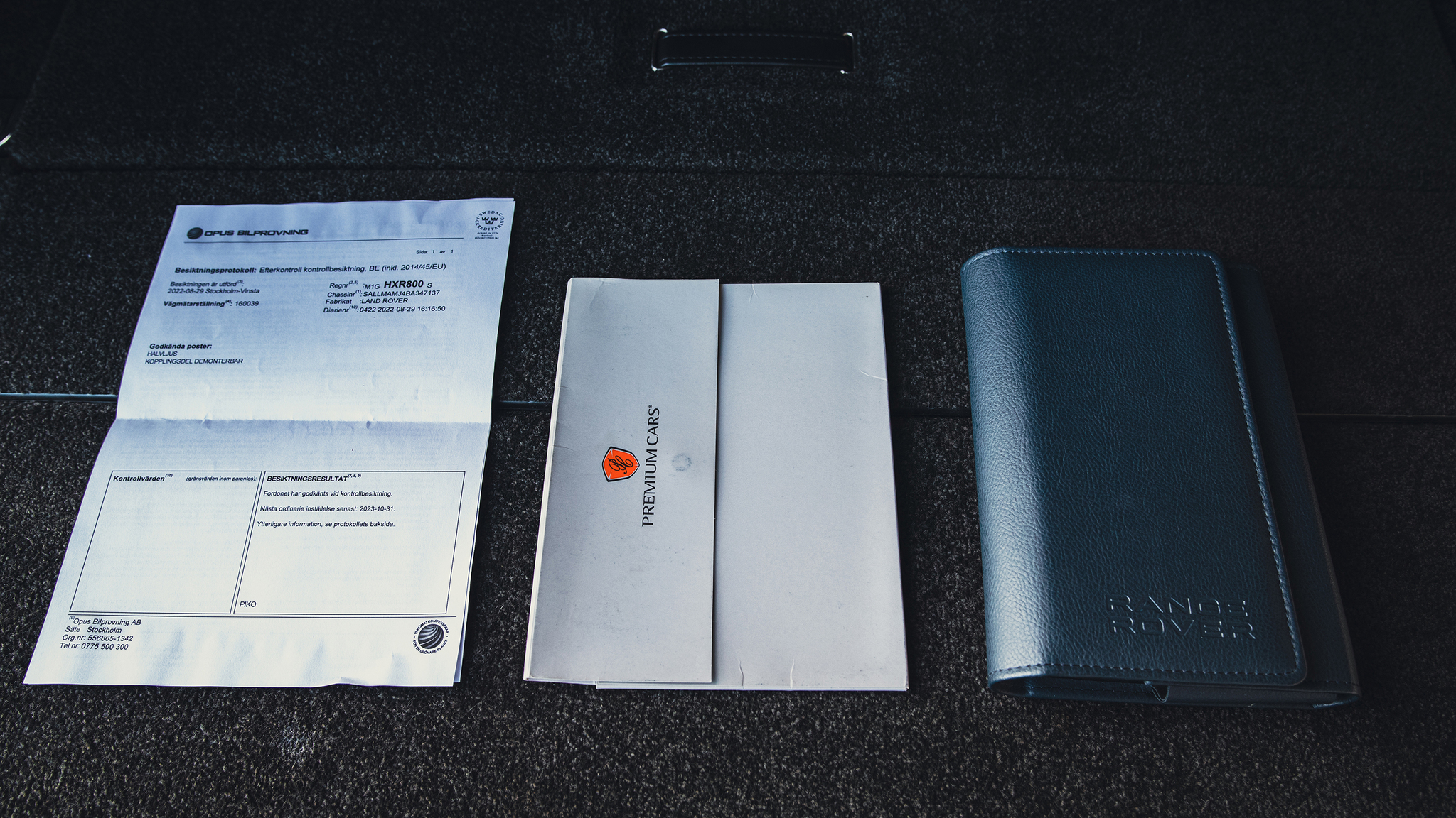 Documentation for 2011 Range Rover TDV8 Autobiography  (2)