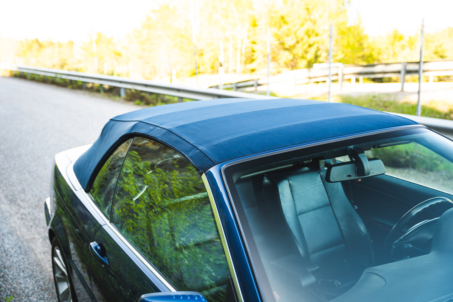 Aussenfoto 2001 BMW E46 325 Cabriolet (13)