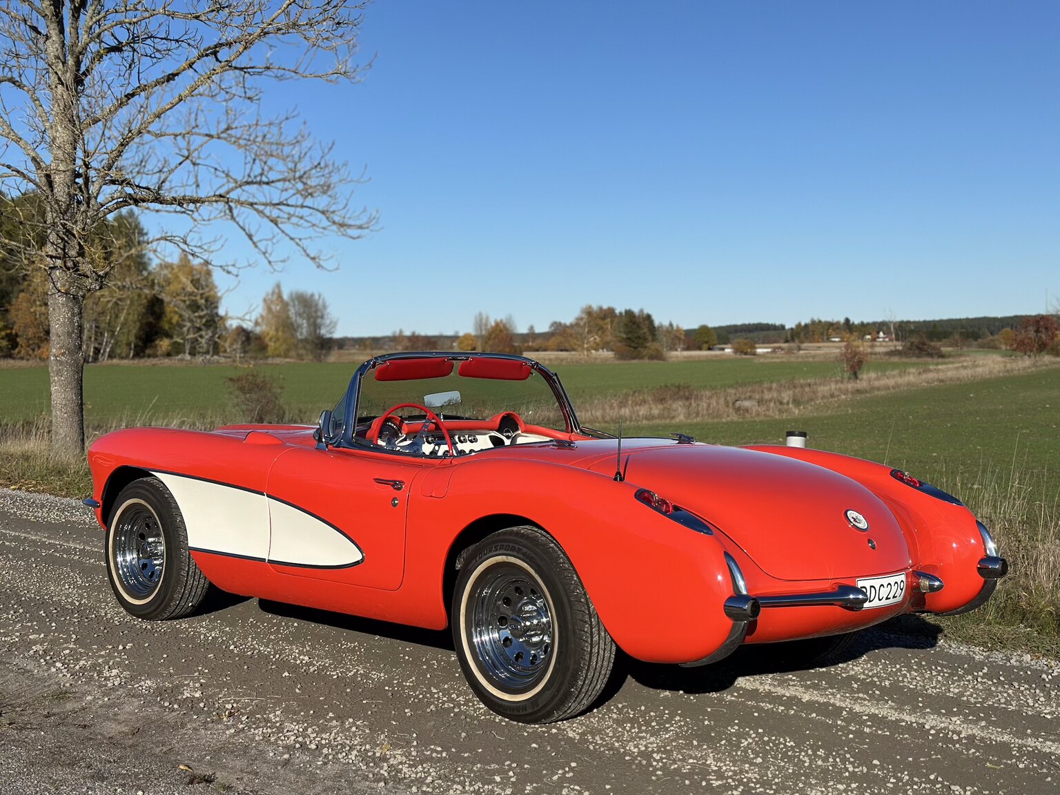 Exteriörbild på 1956 Chevrolet Corvette 