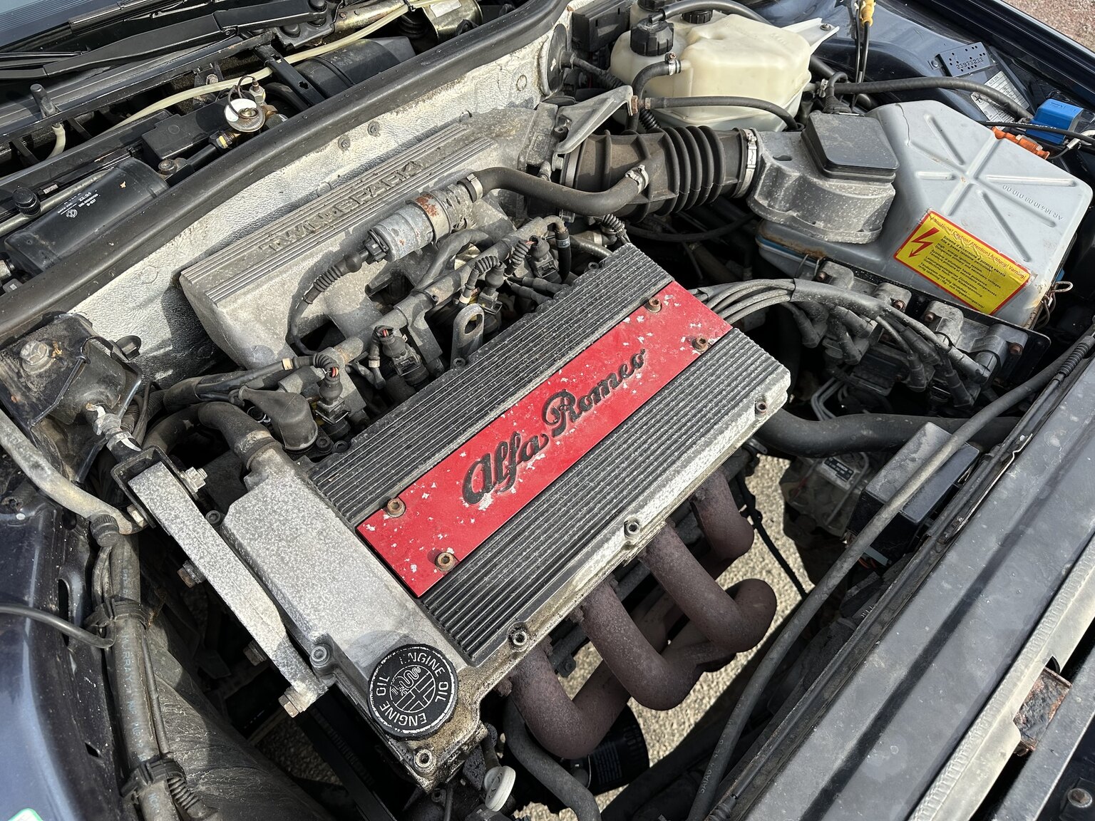 Image of 1994 Alfa Romeo 164 mechanics