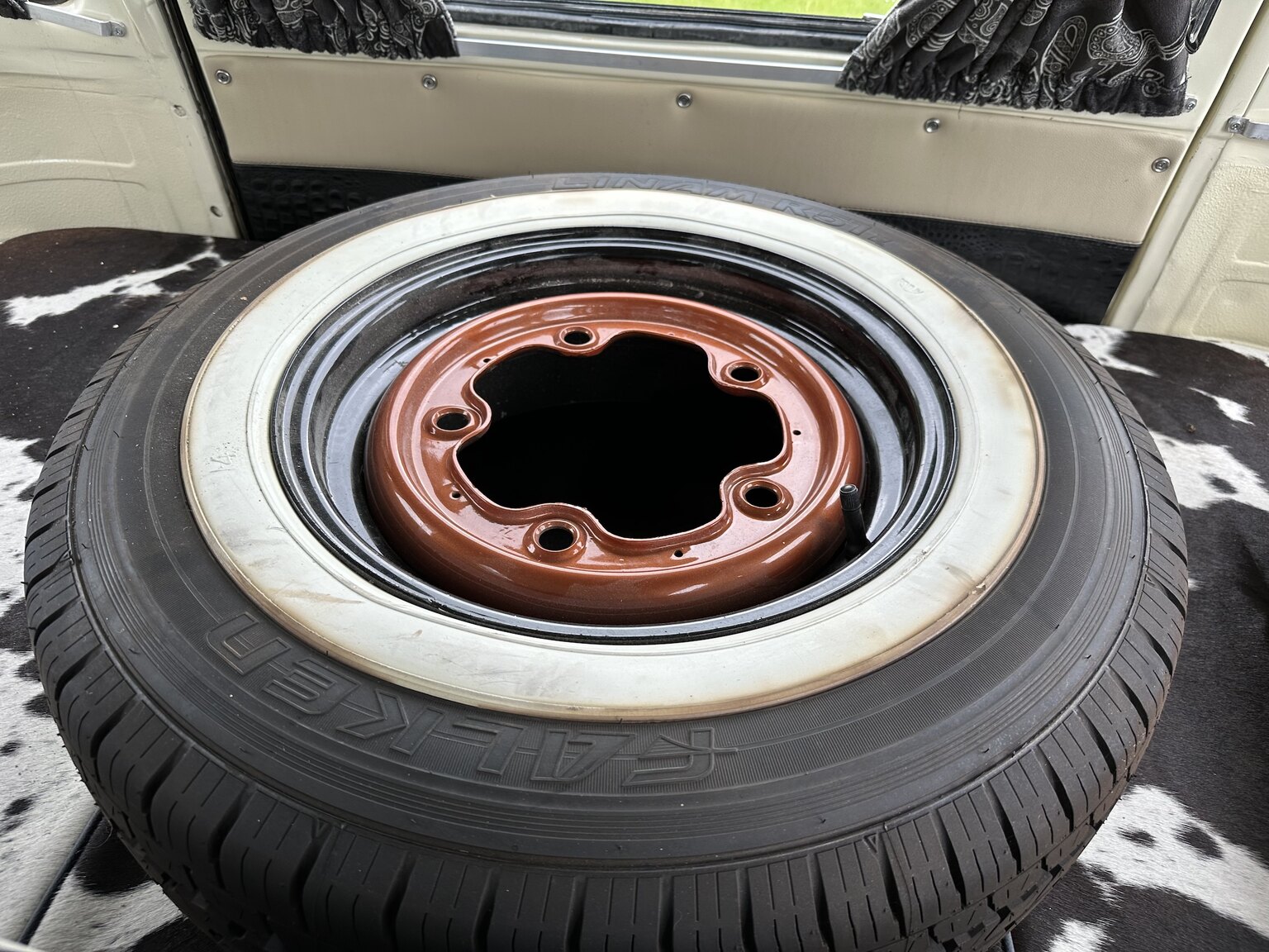Interior image of 1970 Volkswagen T1