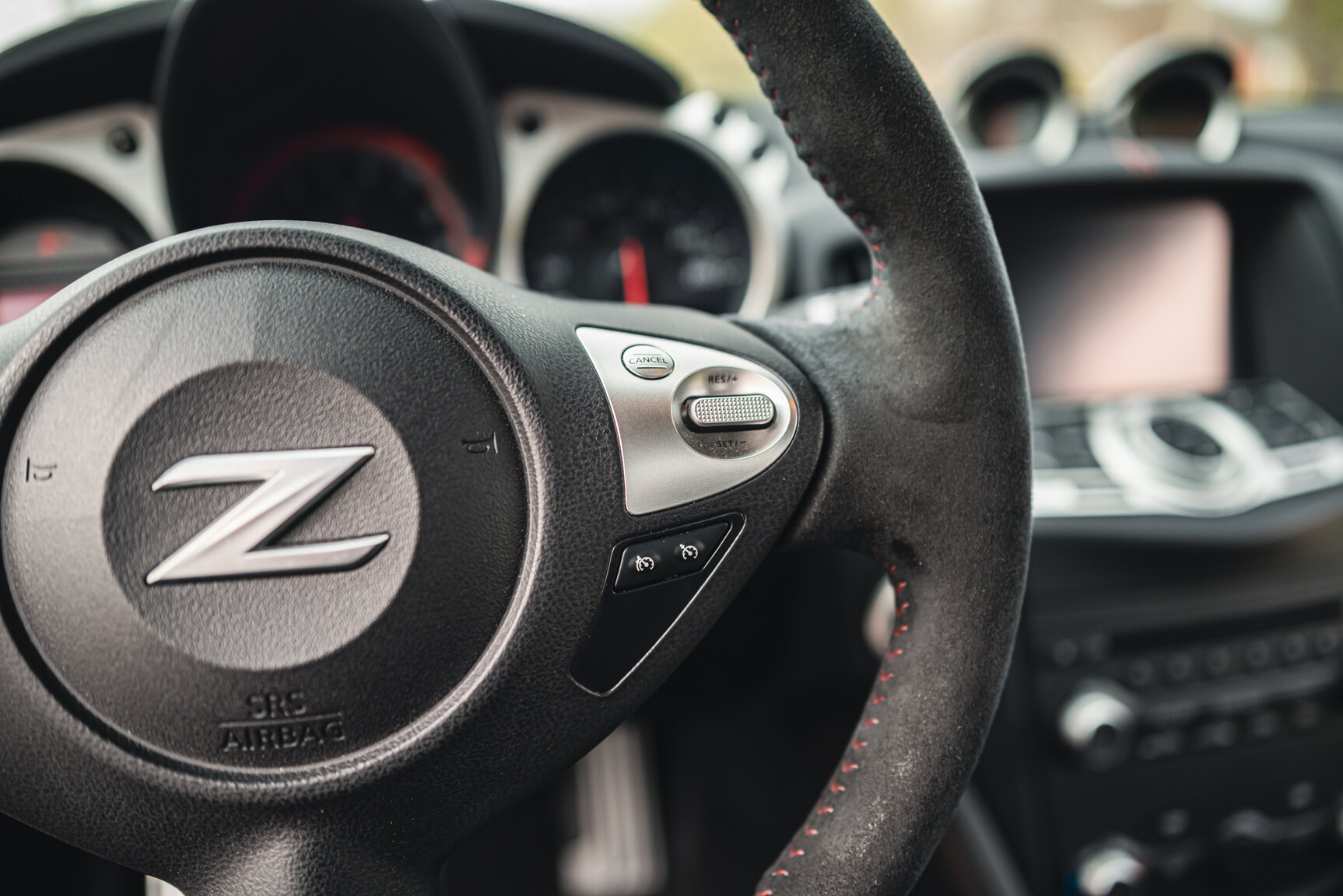 Interior image of 2014 Nissan 370Z Nismo