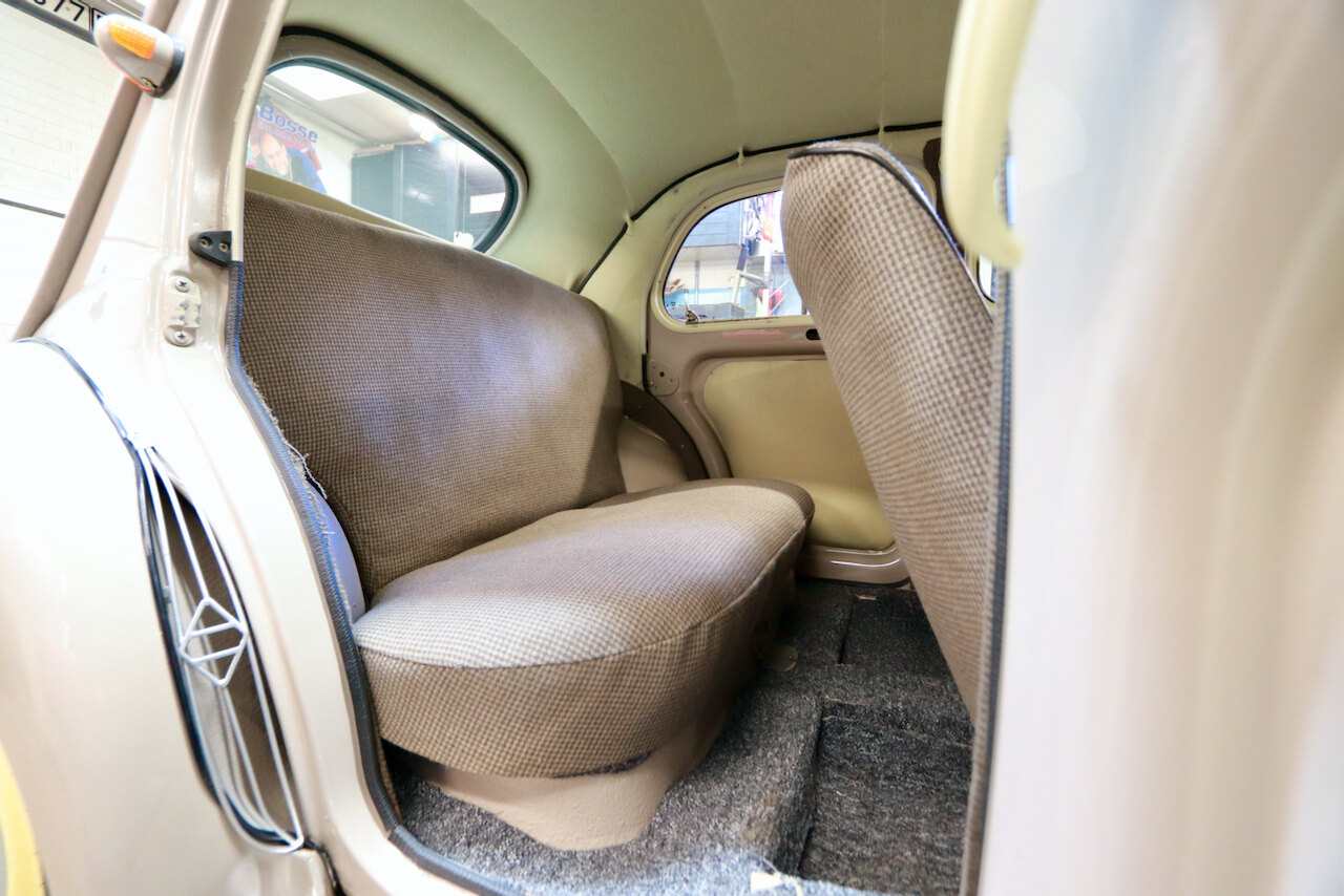 Interior image of 1959 Renault 4CV