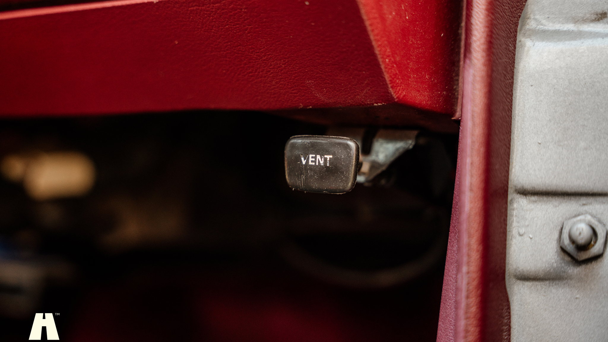 Innenraumfoto von 1976 Ford Mercury Monarch Ghia (18)