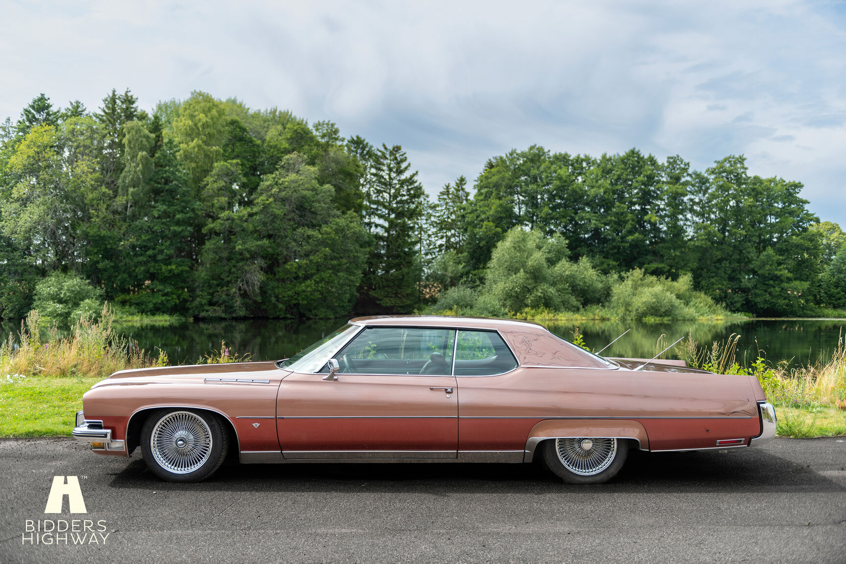 Exteriörbild på 1973 Buick Electra Custom 2D HT Coupe