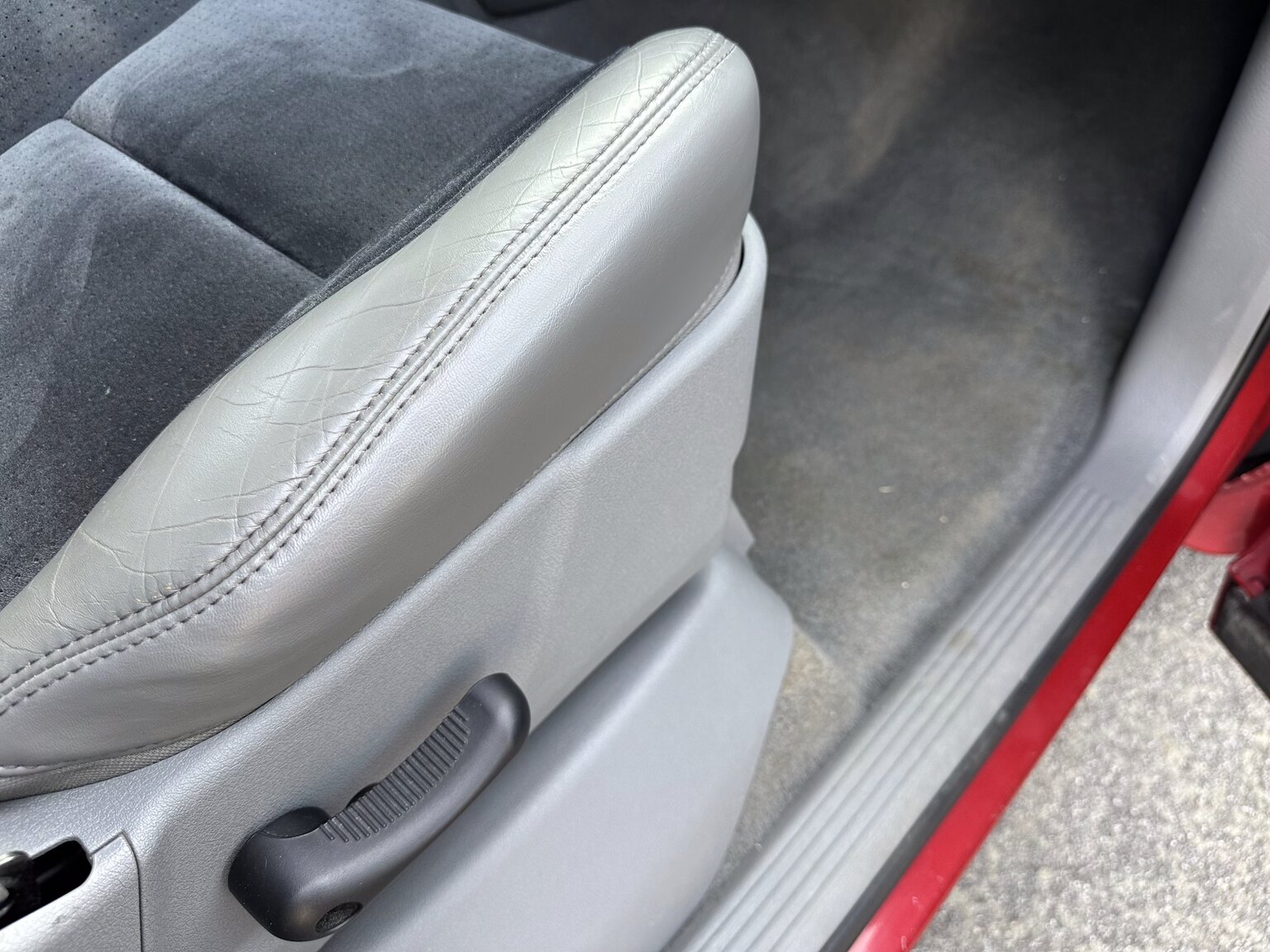 Innenraumfoto von 2006 Dodge Ram SRT10