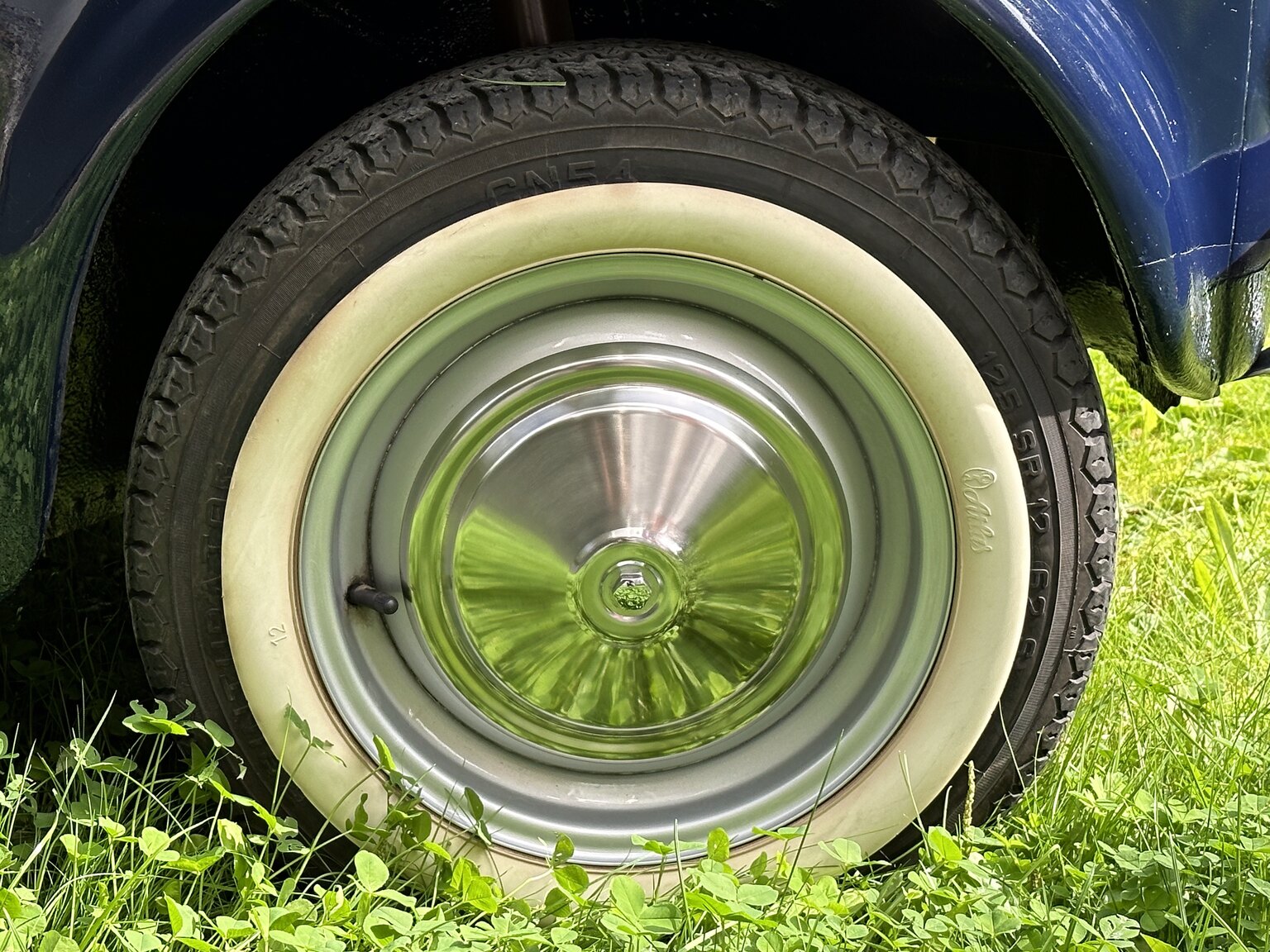 Exterior image of 1971 Fiat 500 L (13)