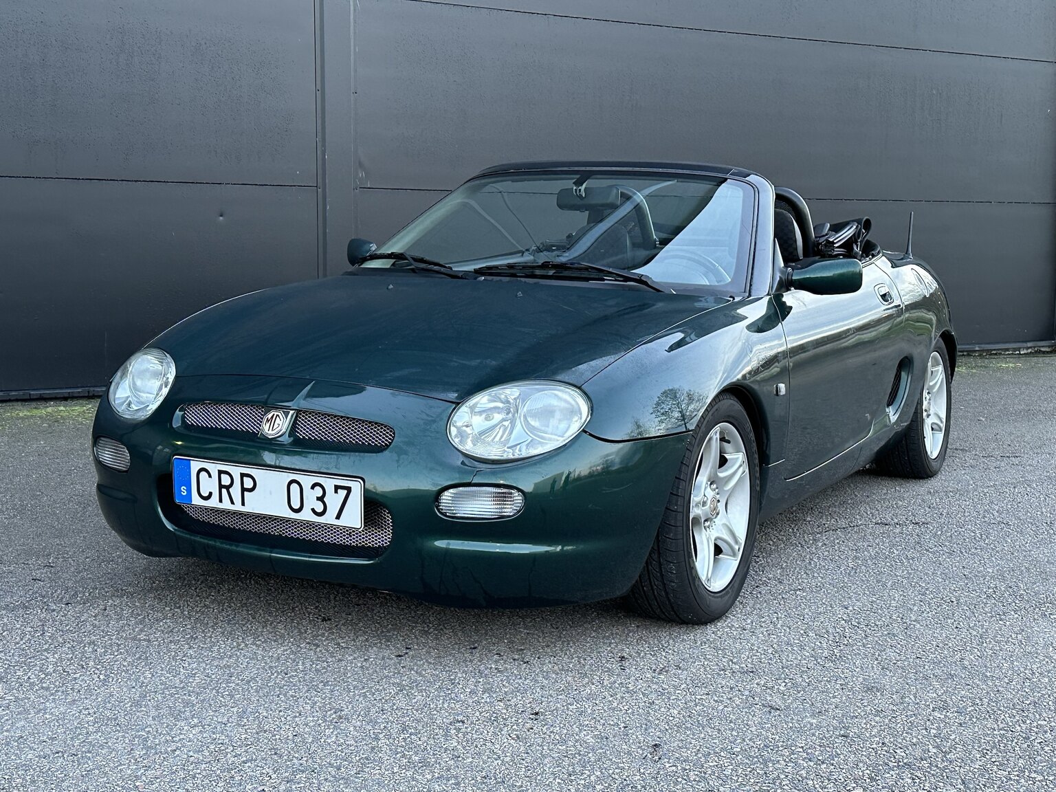 Exteriörbild på 1996 MG F Roadster