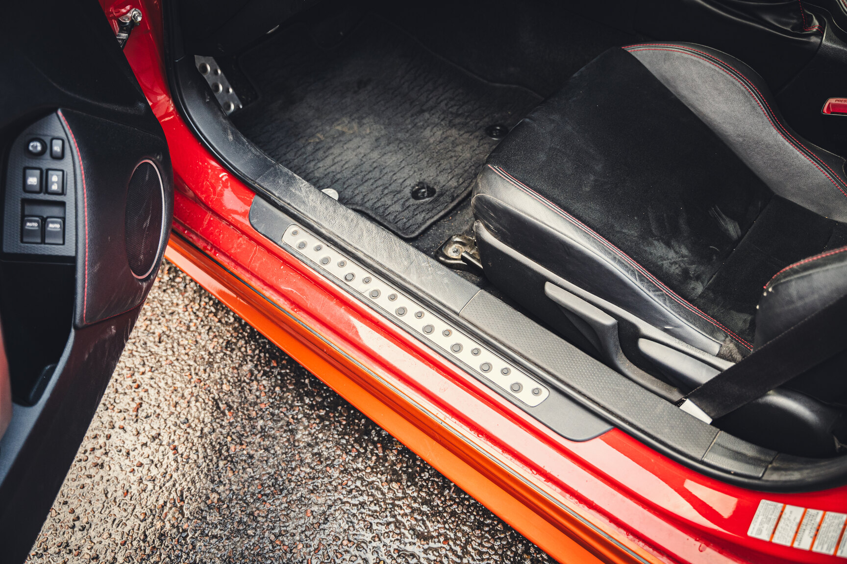 Innenraumfoto von 2015 Toyota GT86 TRD-edition - Ett sista race