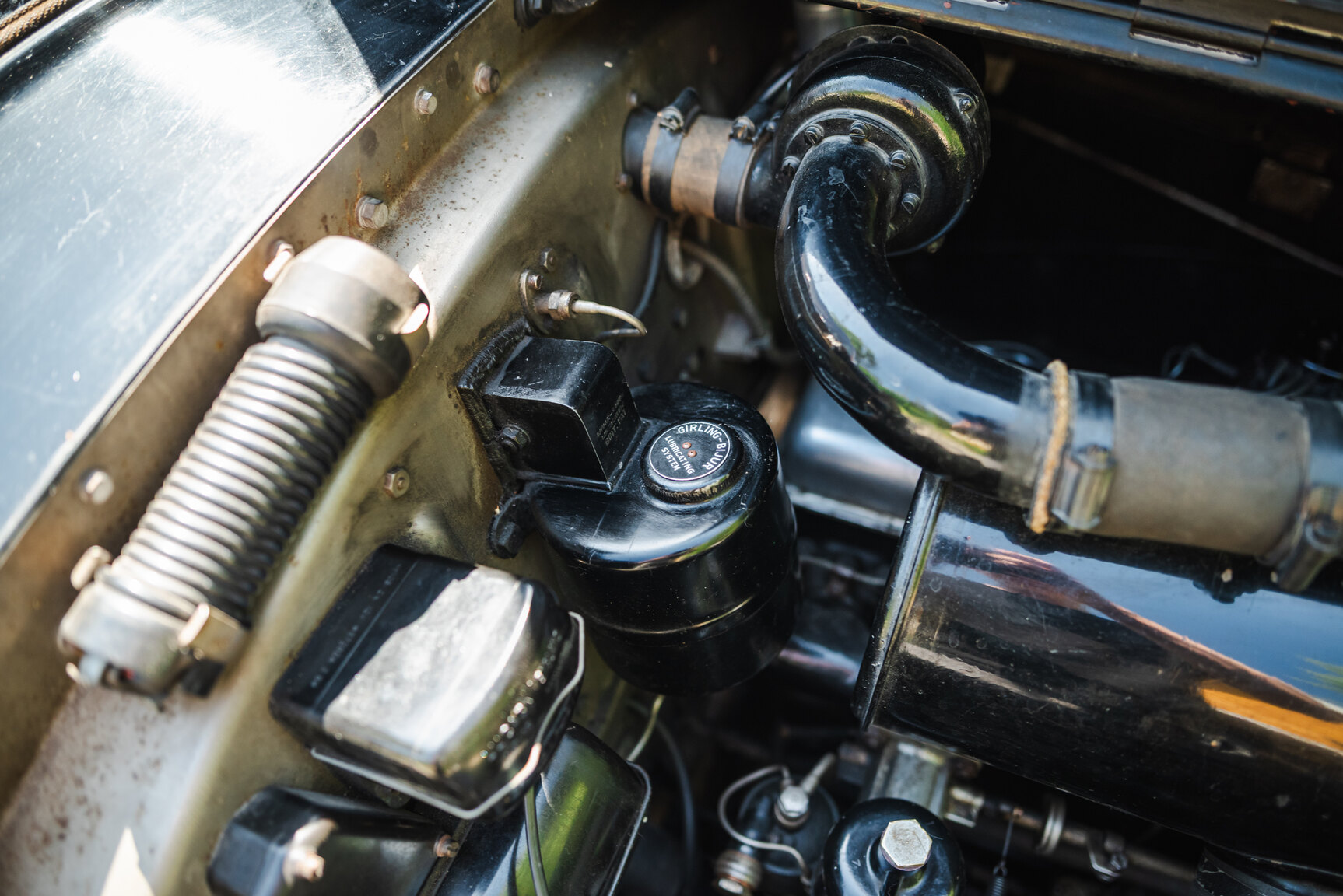 Image of 1950 Bentley 4 1/4 Litre mechanics