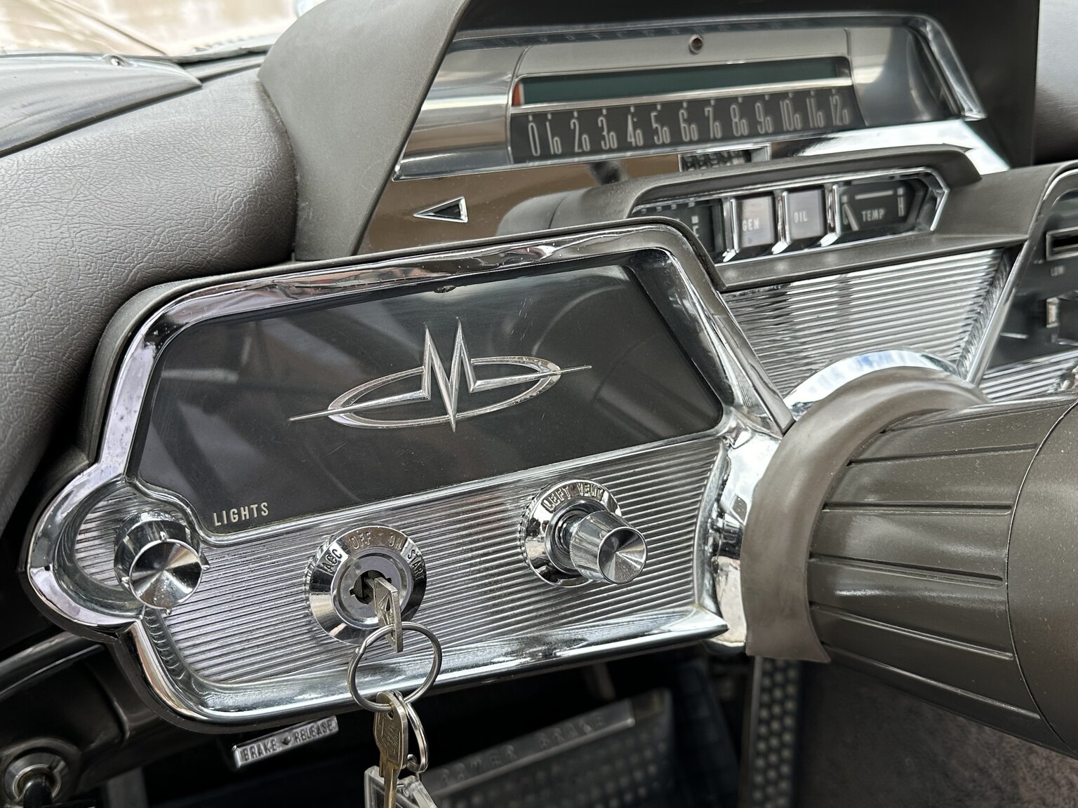 Interior image of 1959 Mercury Monterey 4-door Hardtop Cruiser