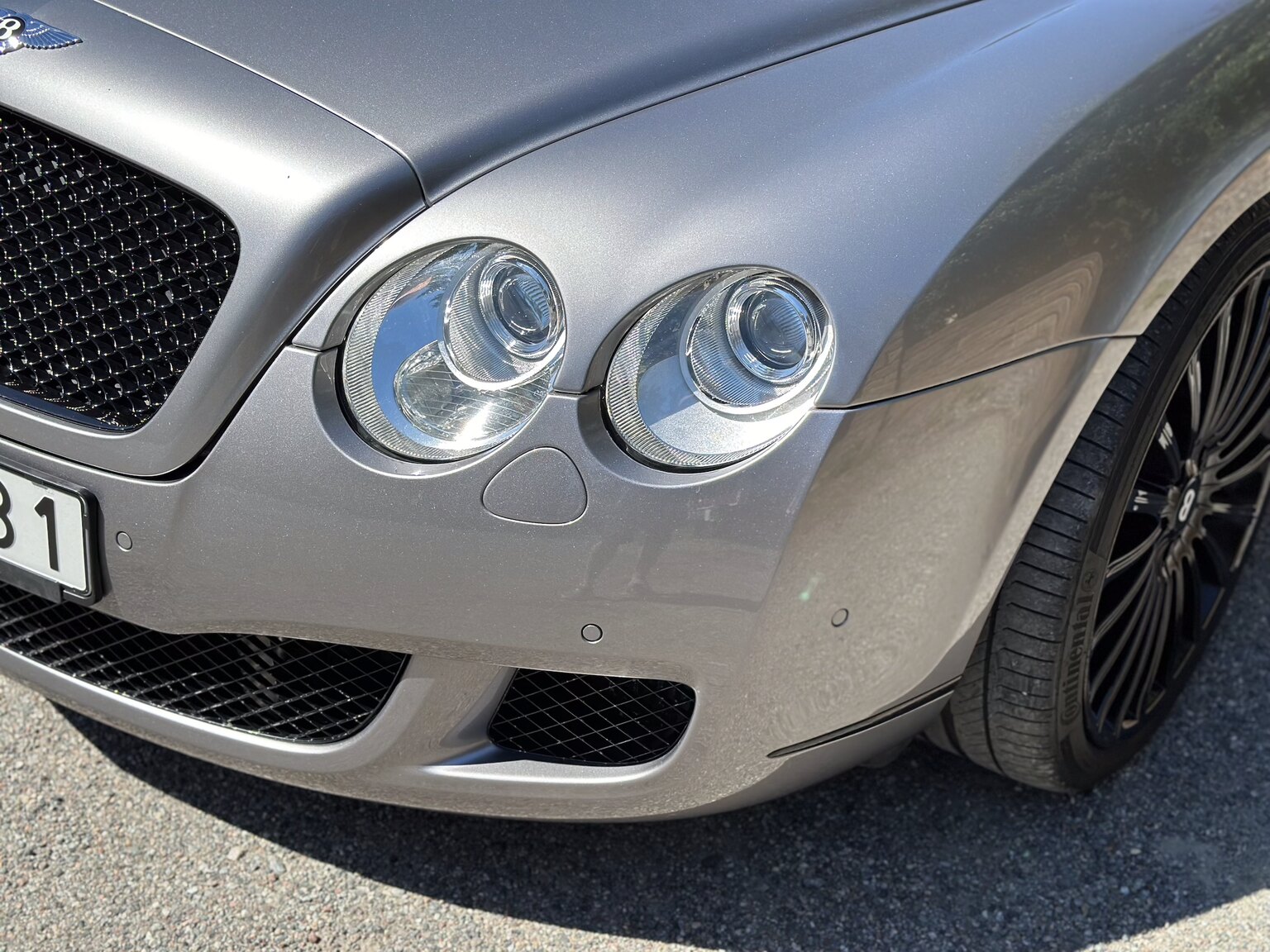 Exteriörbild på 2005 Bentley Continental GT