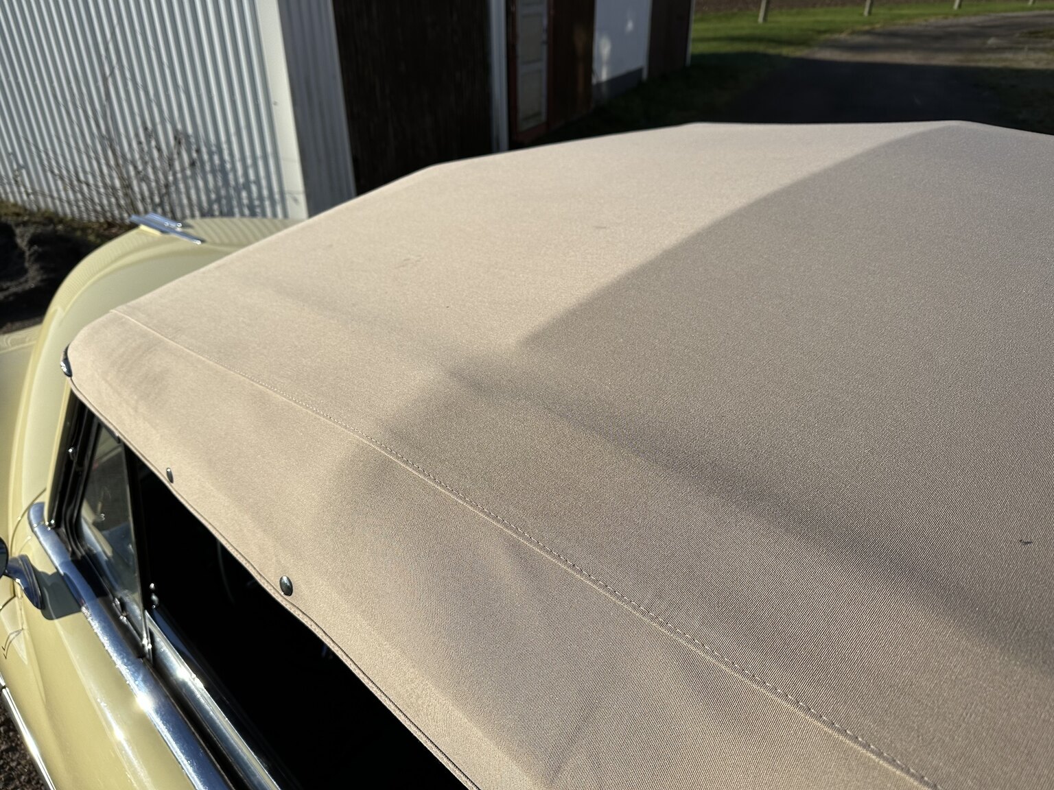 Exterior image of 1950 Chrysler Windsor Convertible (12)