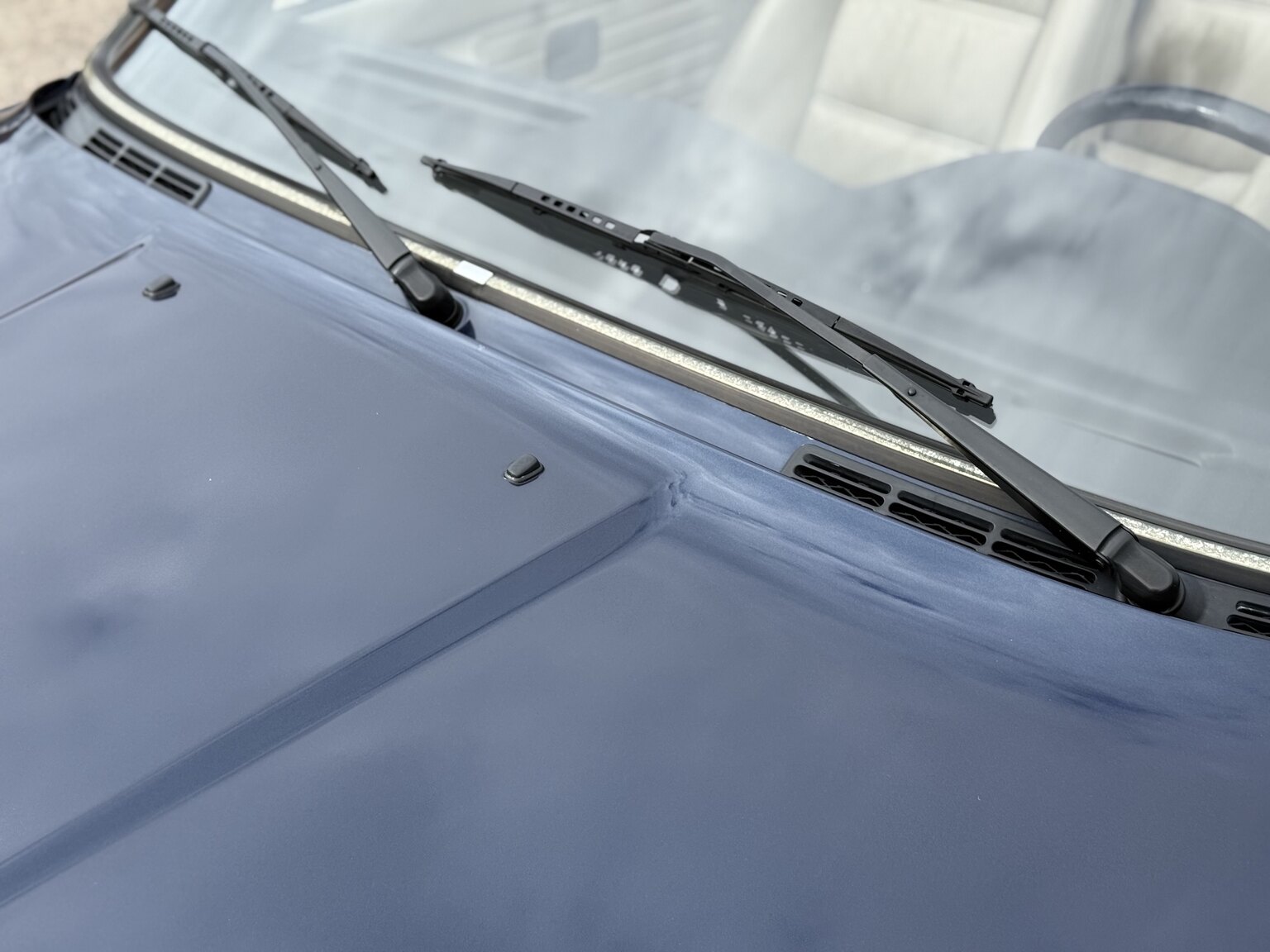 Exterior image of 1987 BMW 325i Convertible
