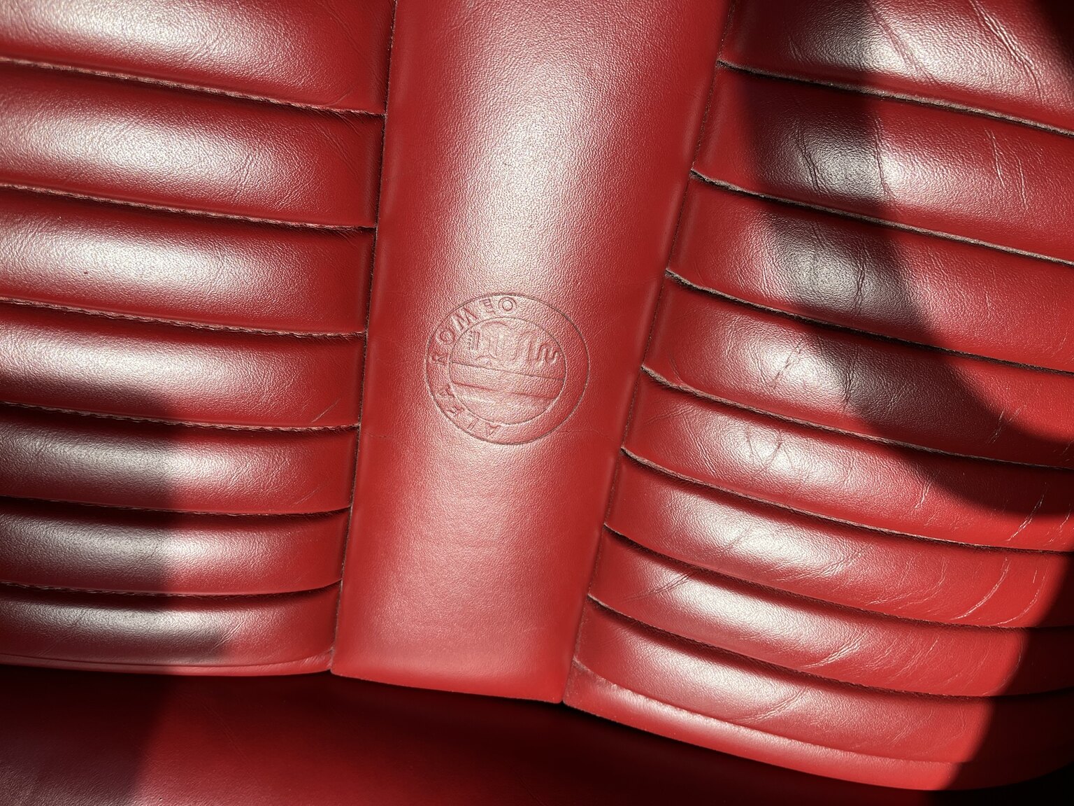 Interiörbild 1998 Alfa Romeo GTV (14)