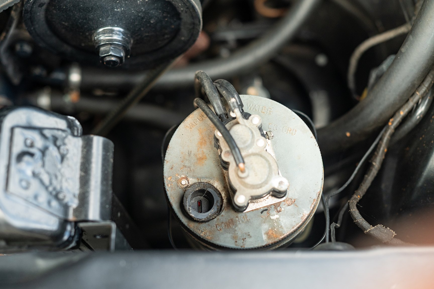 Image of 1958 Cadillac Coupe de Ville mechanics