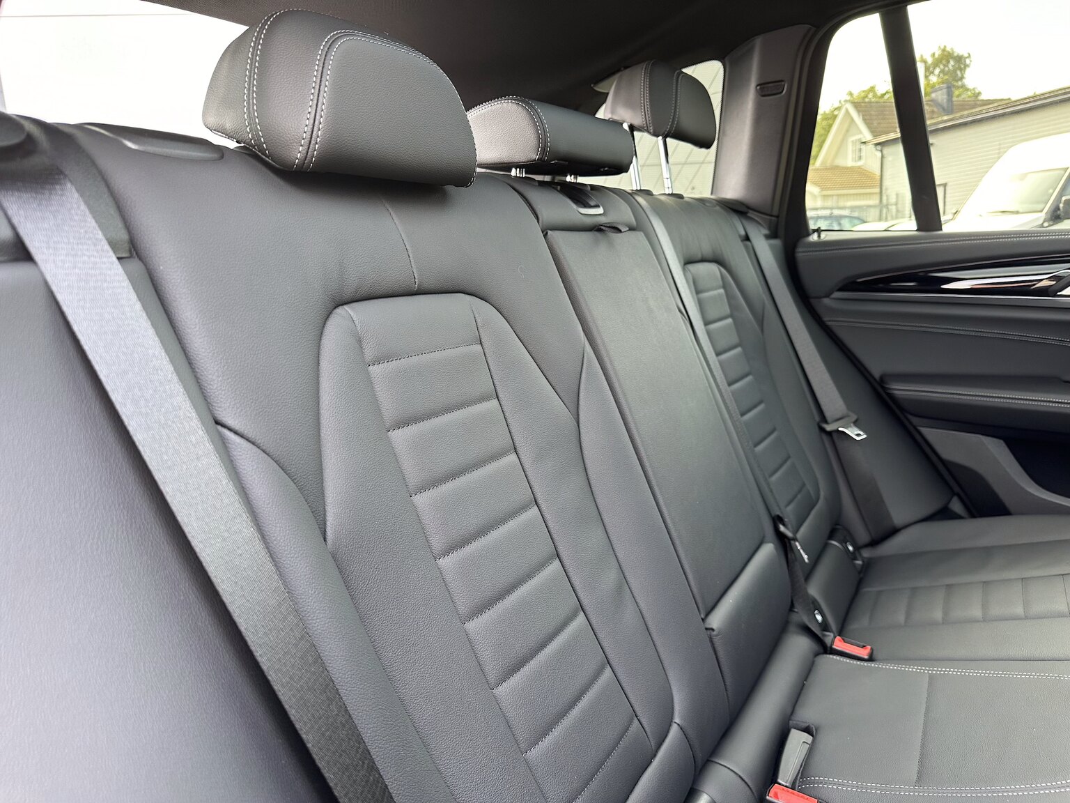 Interior image of 2022 ALPINA XD3