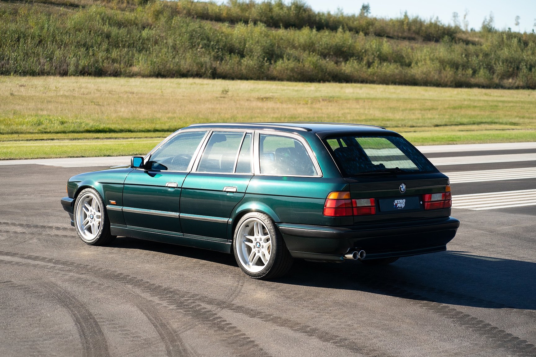 Exterior image of 1995 BMW 540i Touring - NO RESERVE
