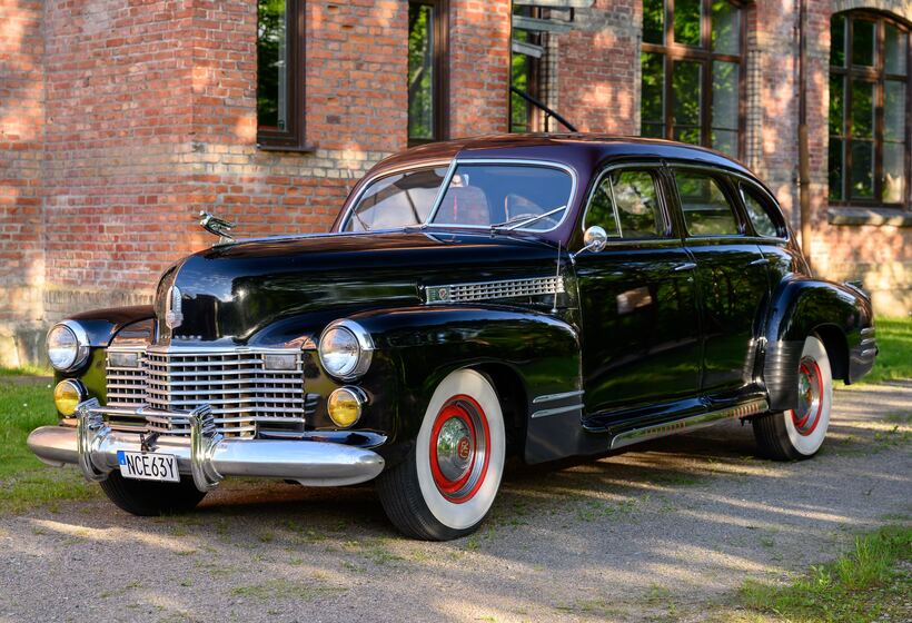 1941 Cadillac Model Sixty-One Fastback NCE63Y