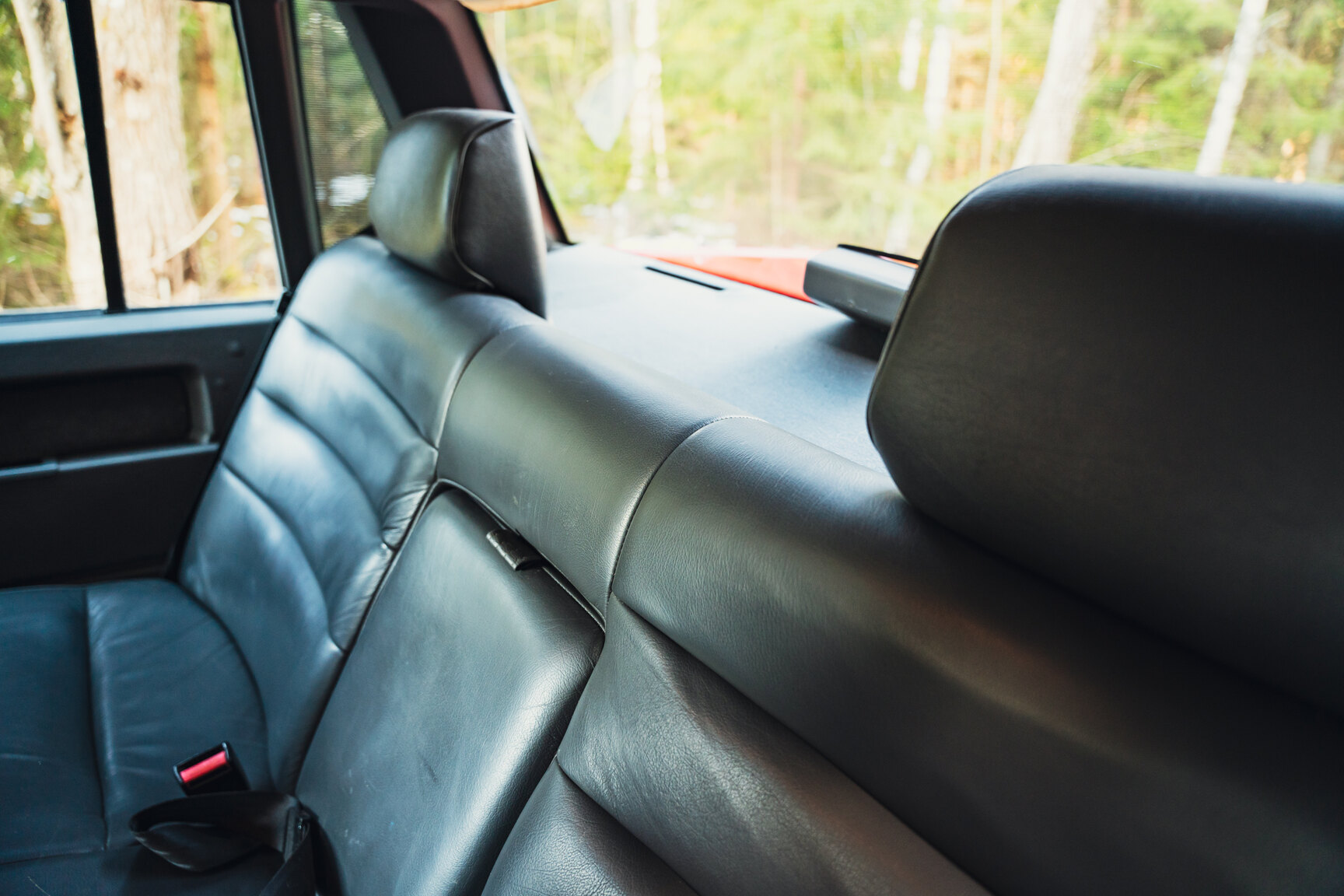 Innenraumfoto von 1990 VOLVO 740 Turbo