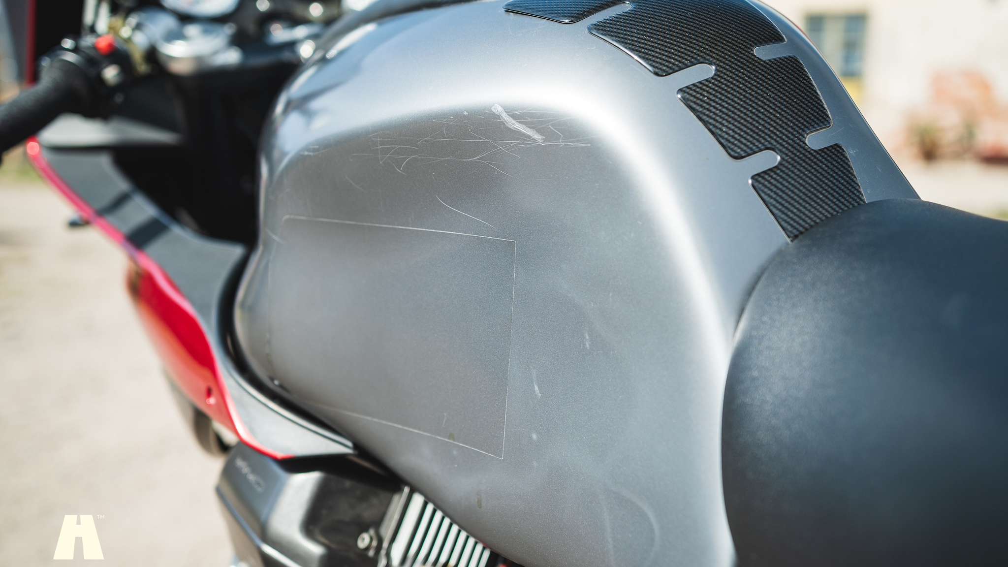 Exteriörbild på 2002 Moto Guzzi V11 Le Mans (92)