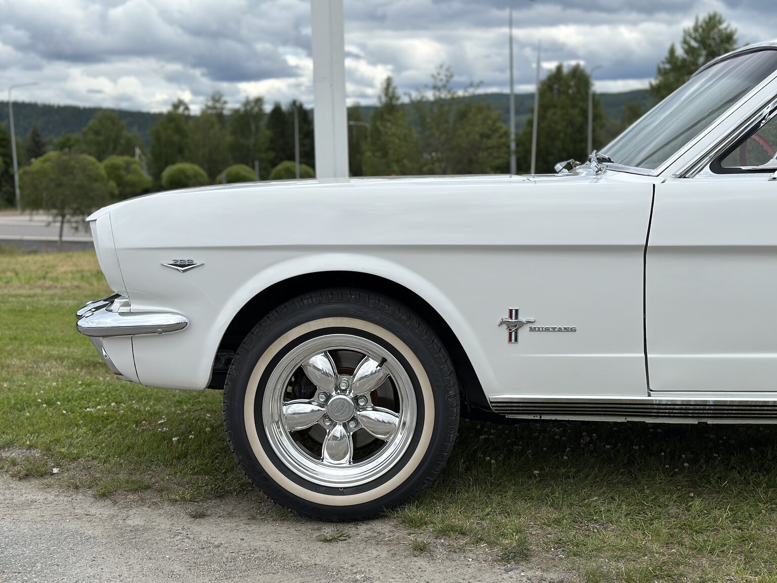 Exteriörbild på 1965 Ford Mustang HT
