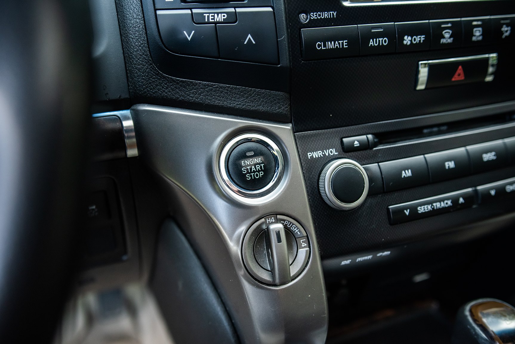 Interior image of 2008 Toyota Land Cruiser 4.5 4WD V8