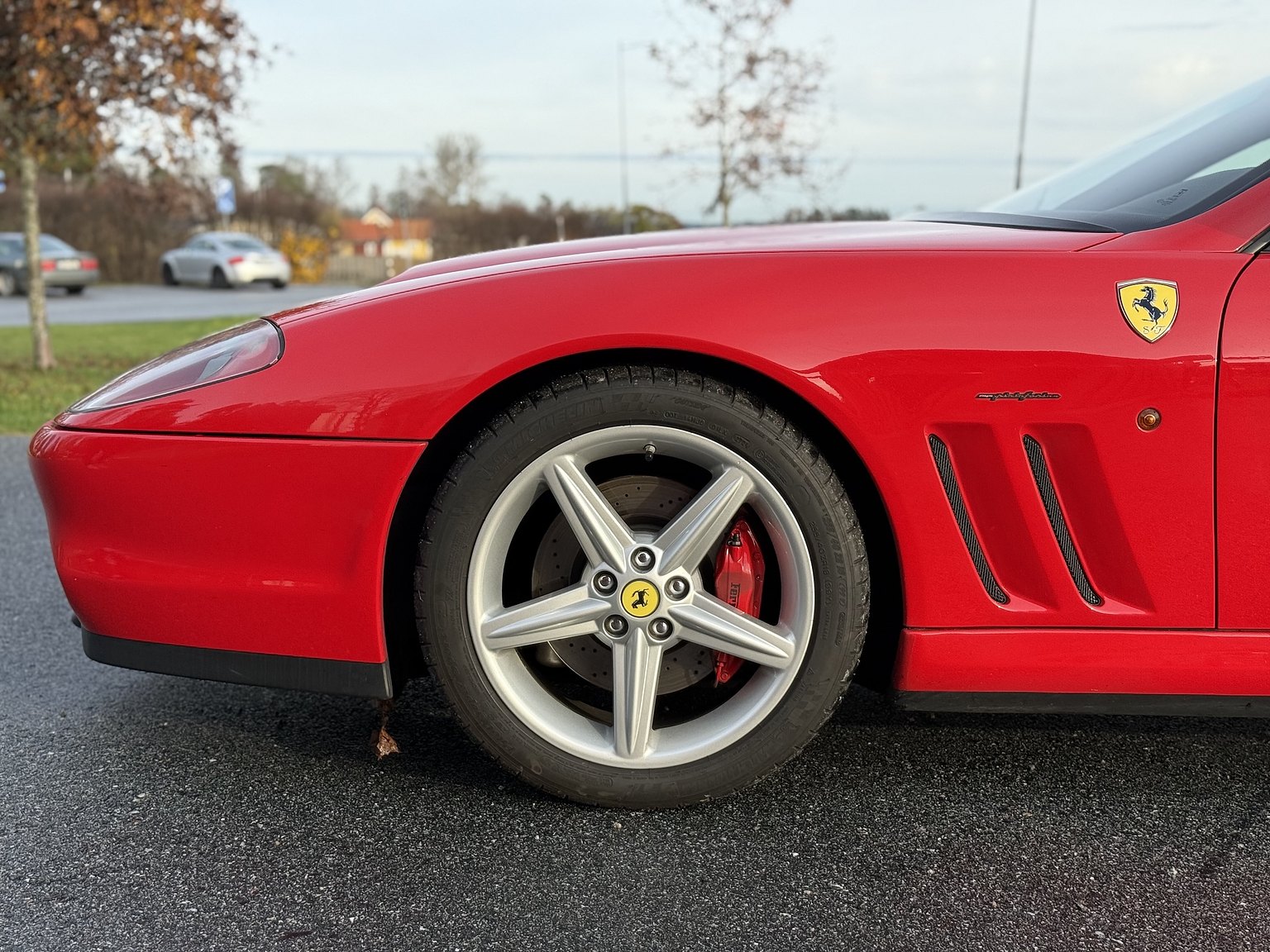 Exteriörbild på 2003 Ferrari 575M Maranello