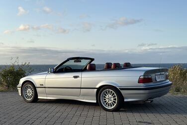 Exterior image of 1993 BMW 325 I CABRIO 