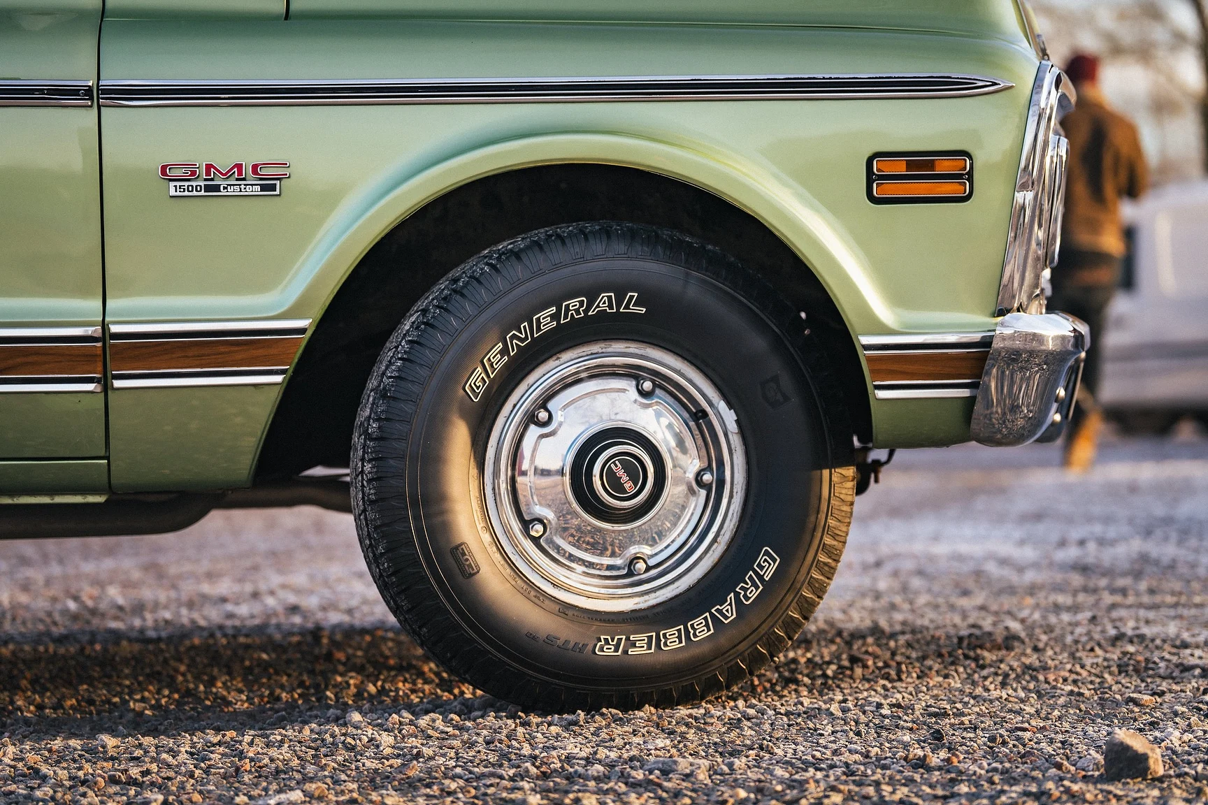 Aussenfoto 1970 GMC 1500 Custom Sierra Grande – NO RESERVE (58)