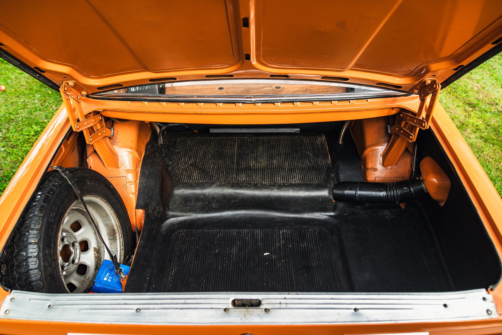 Interiörbild 1974 Volvo 142 2.0