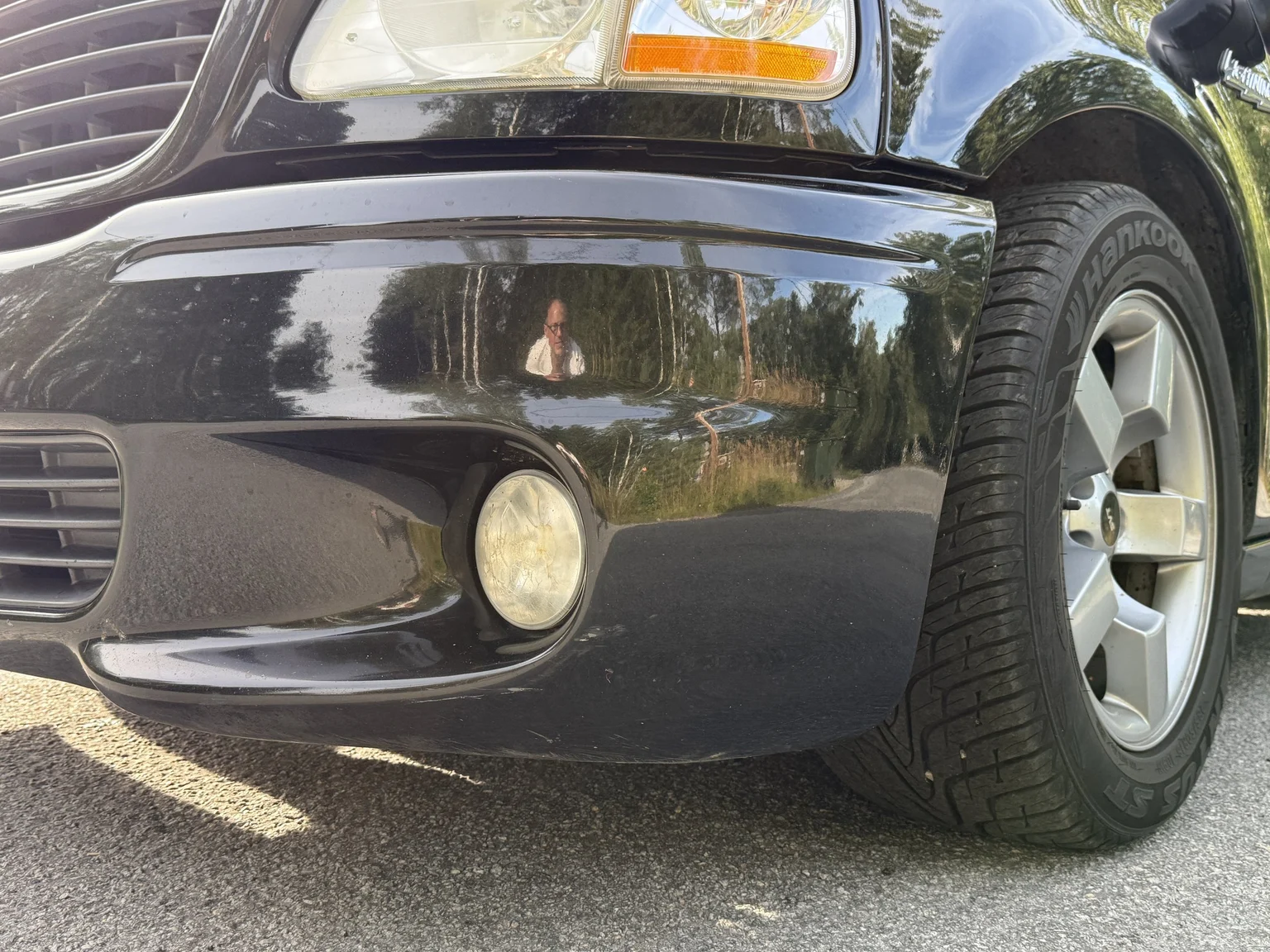 Exterior image of 2002 Ford F-150 SVT Lightning (7)