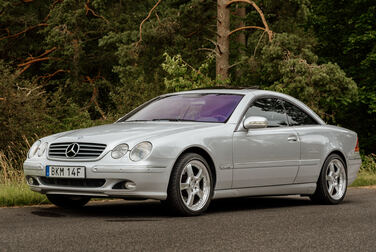 Exterior image of 2002 Mercedes-Benz CL 600