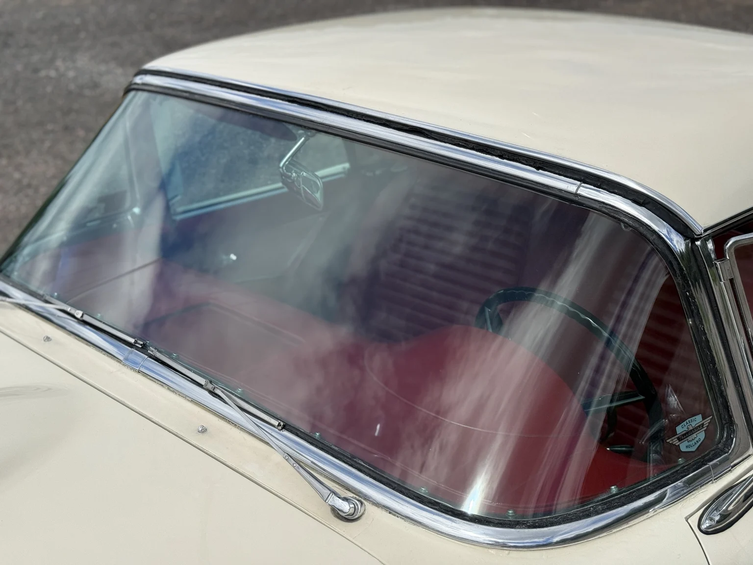 Exteriörbild på 1957 Ford Thunderbird (38)