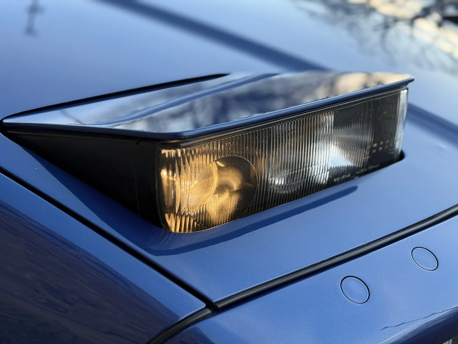 Exteriörbild på 1992 BMW 850iA - No Reserve (53)