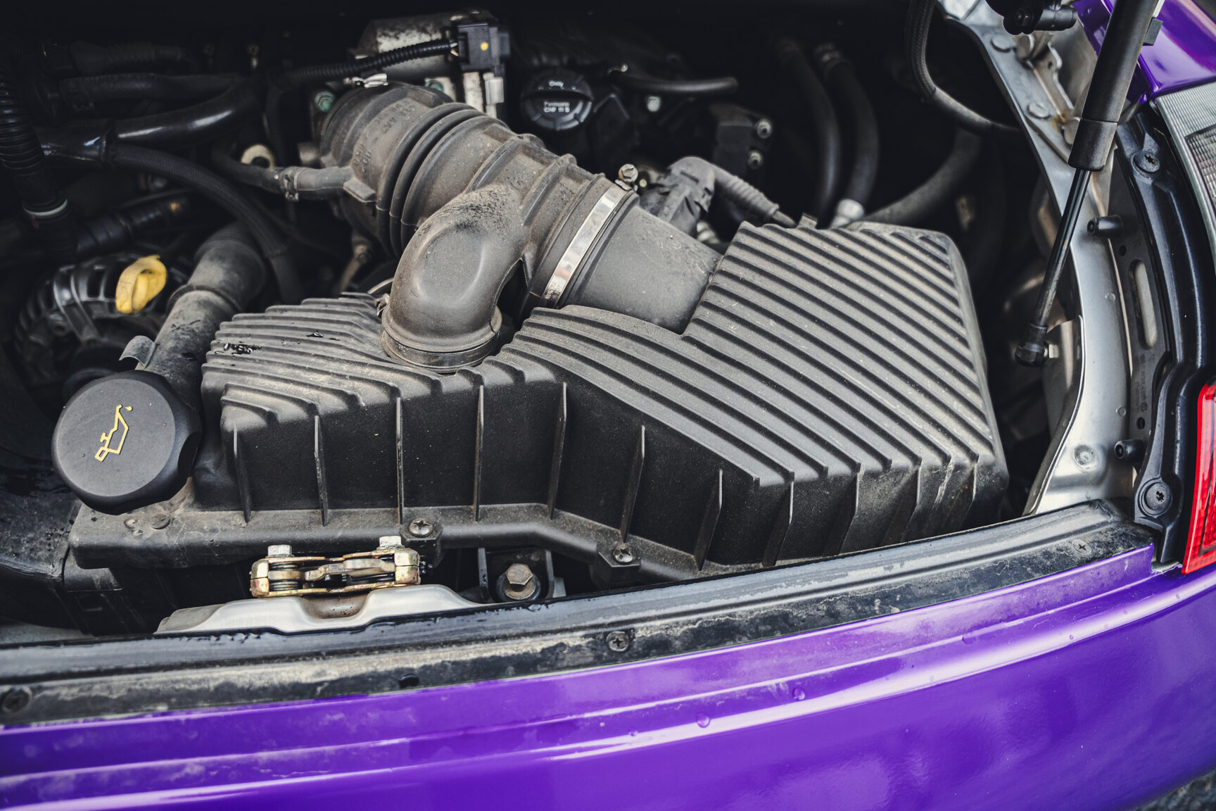 Image of 2002 Porsche 996 4S - Ett sista race mechanics