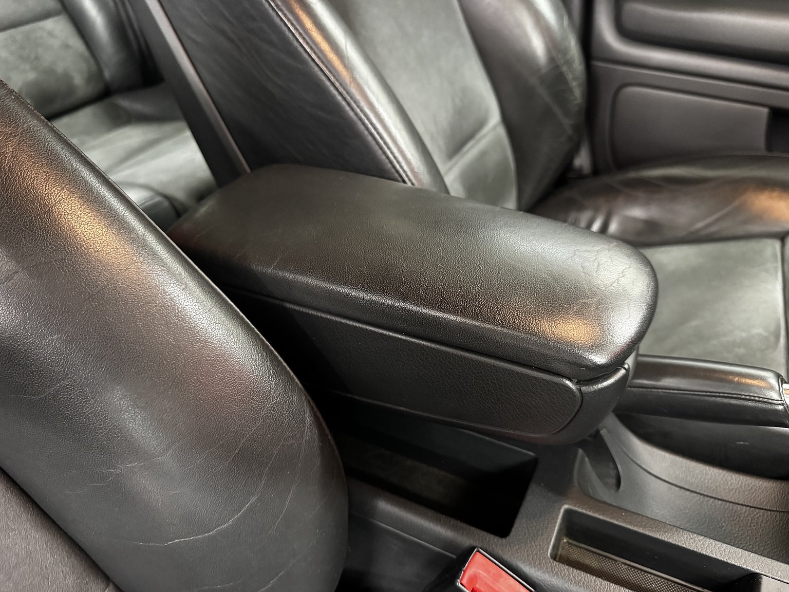 Interior image of 2007 Audi  S4 quattro 4.2 V8 manuell