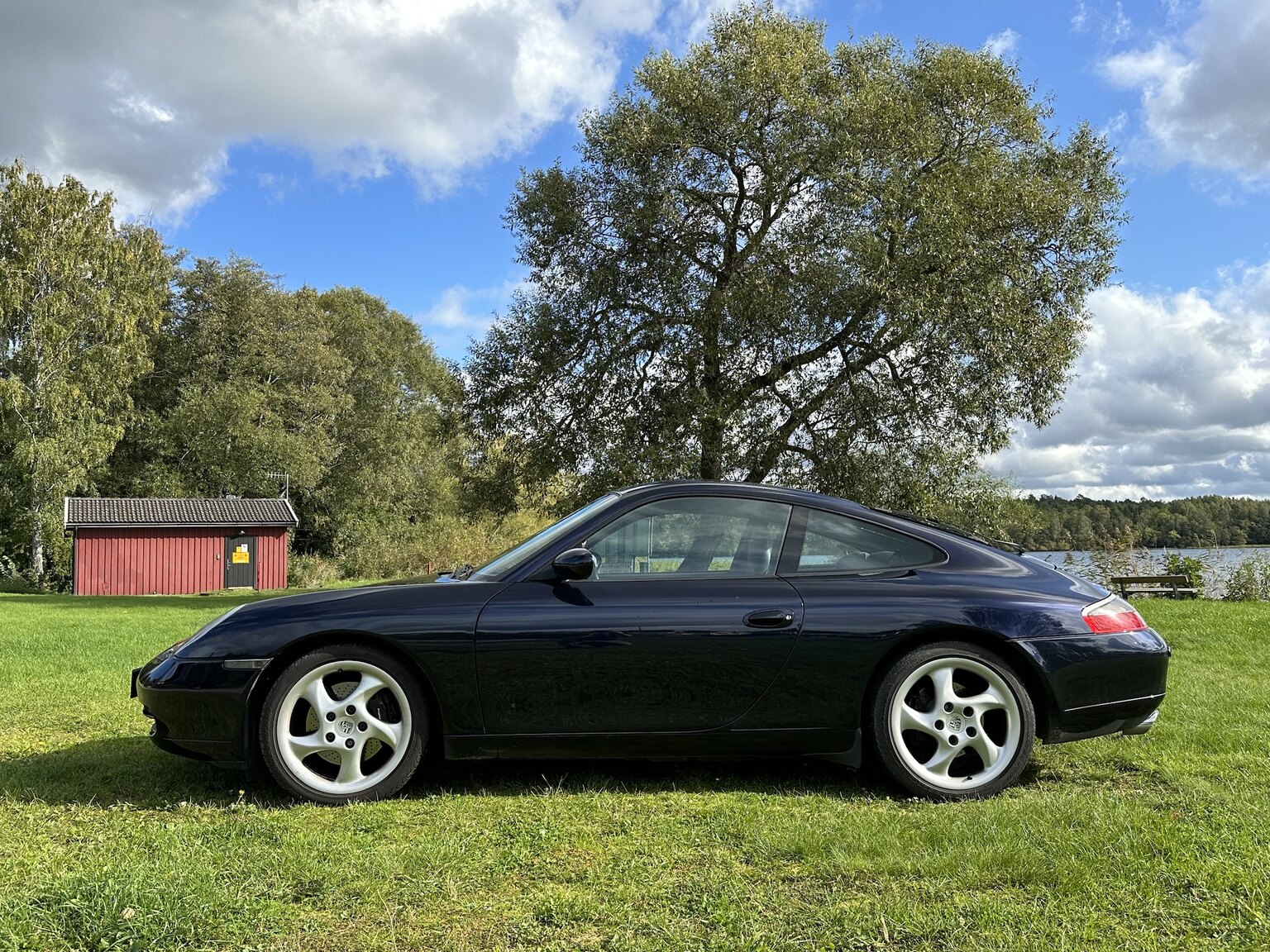 Exteriörbild på 1999 Porsche 911 Carrera