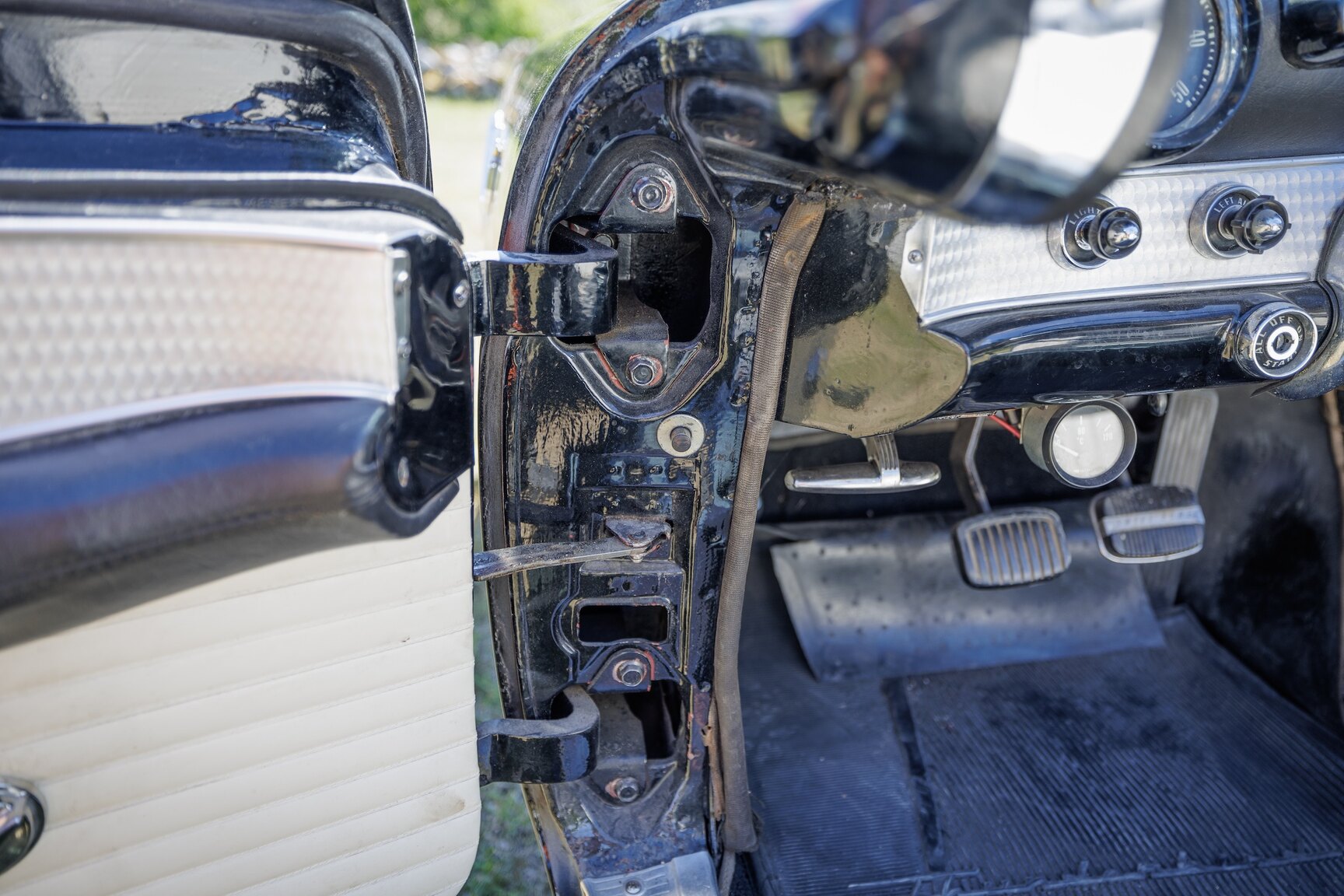 Innenraumfoto von 1956 Ford Thunderbird