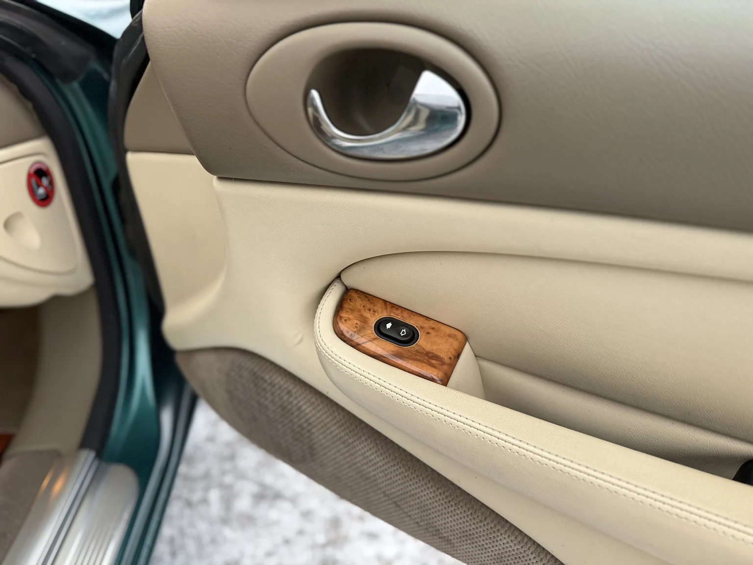 Interiörbild 1997 Jaguar XK8 (31)