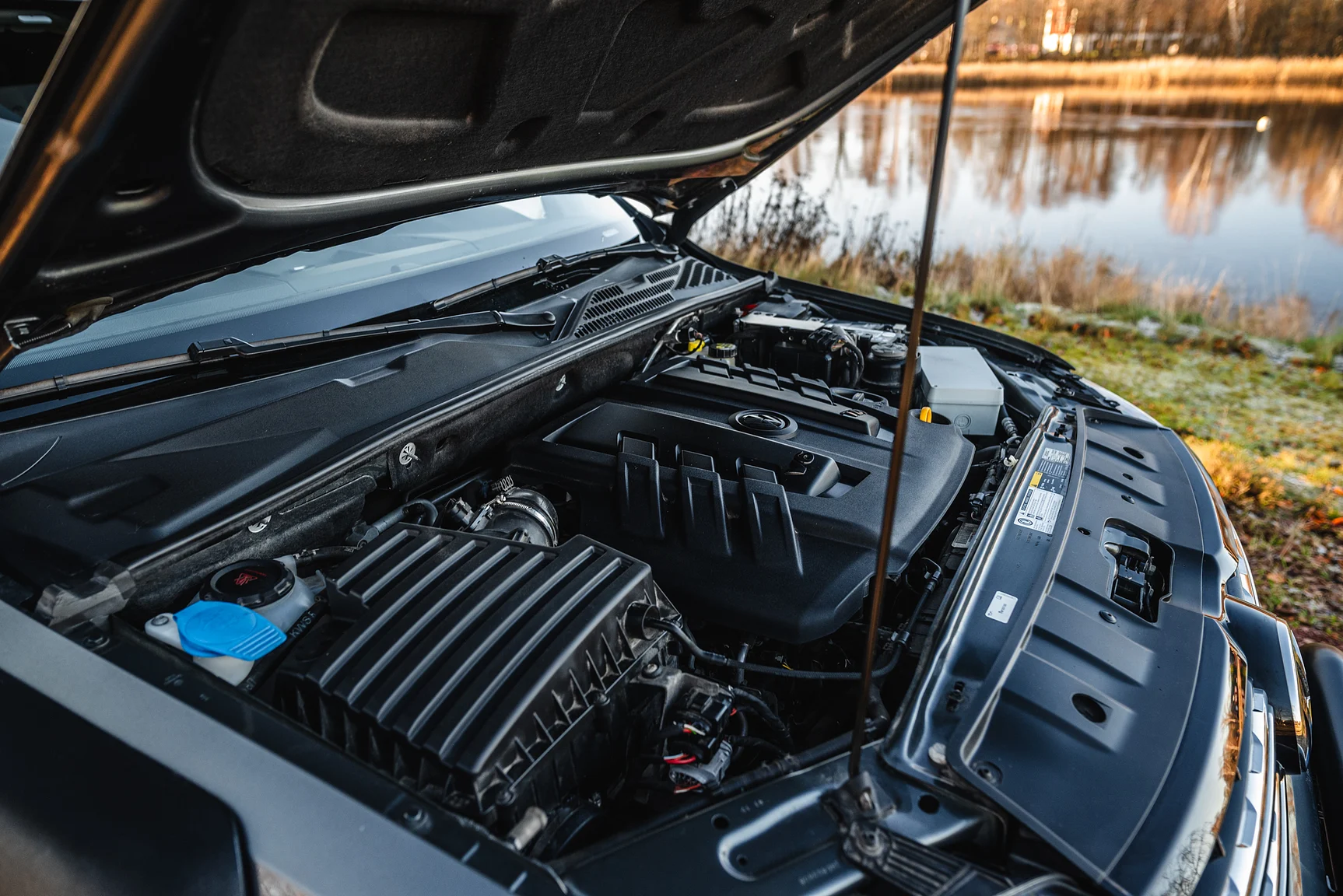 Image of 2020 Northea Camper Expedition Volkswagen Amarok (2) mechanics