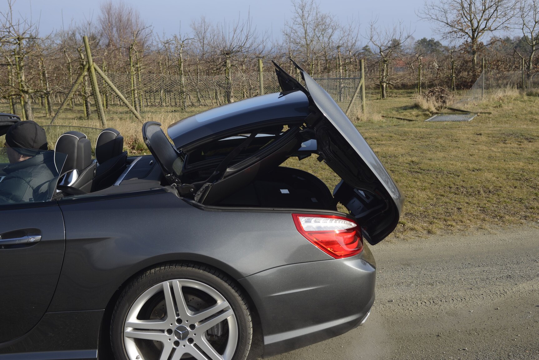 Exterior image of 2014 Mercedes-Benz SL500