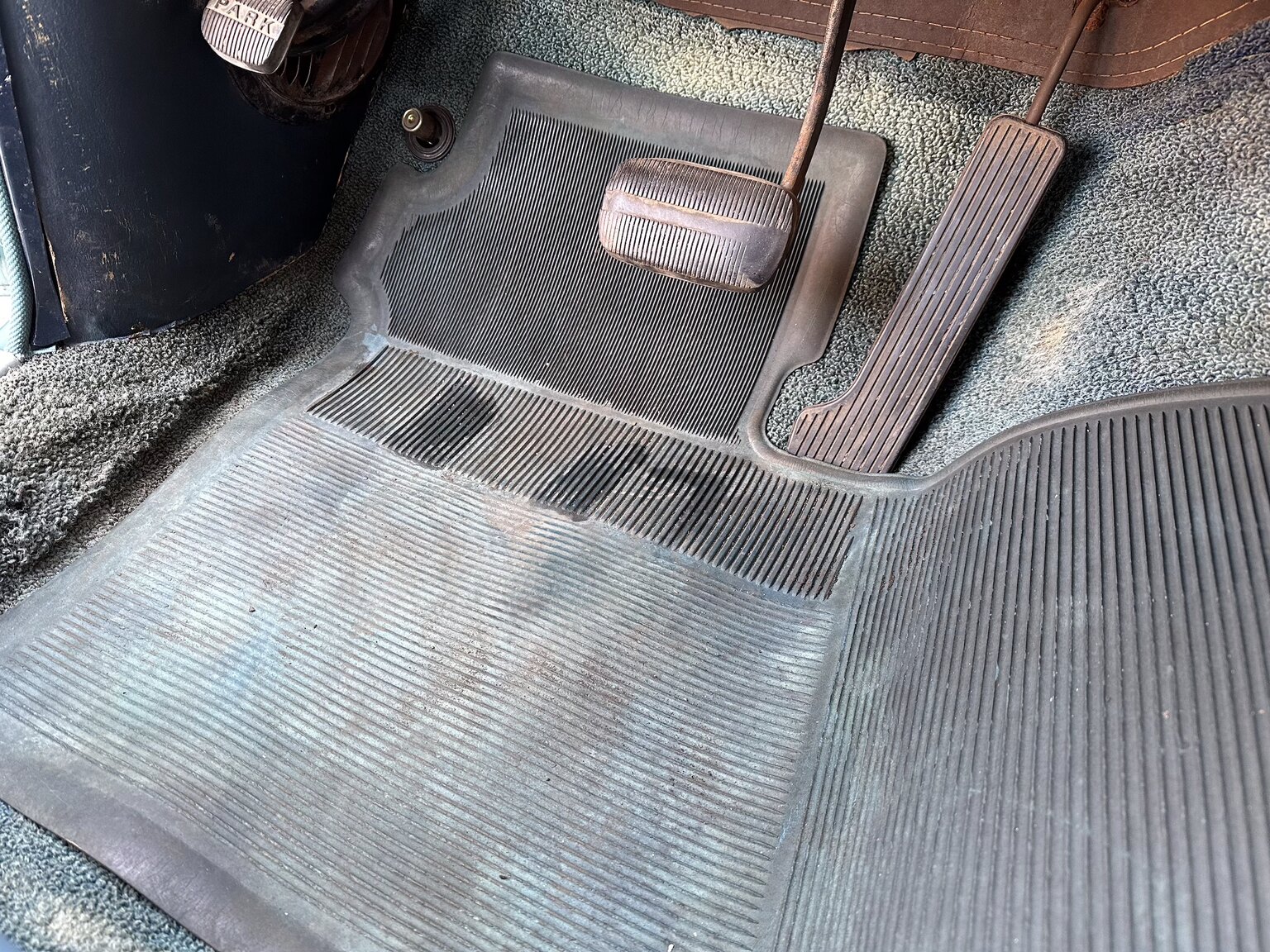 Innenraumfoto von 1963 Chevrolet Impala Sedan (13)