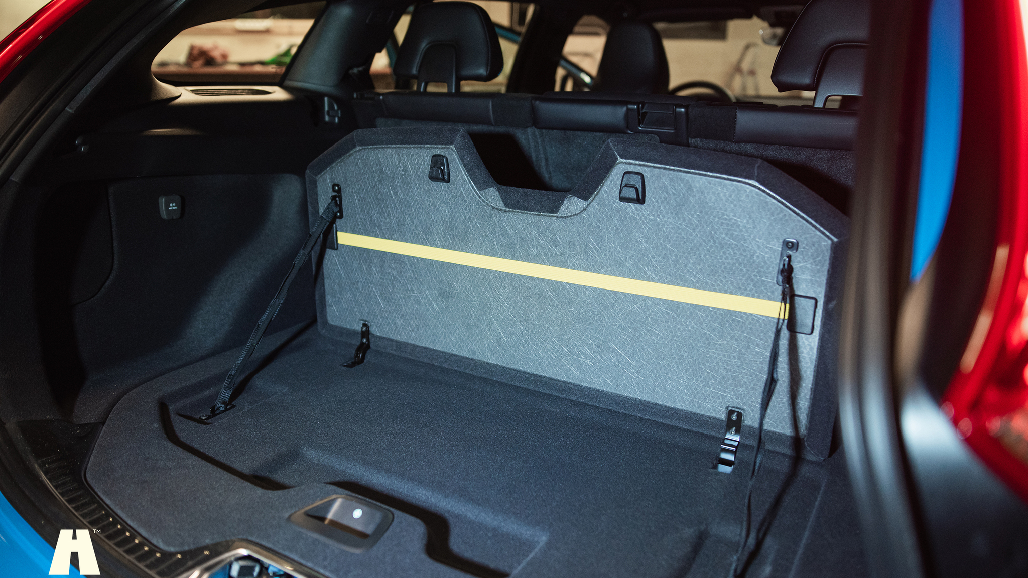 Interior image of 2017 Volvo V60 Polestar T6