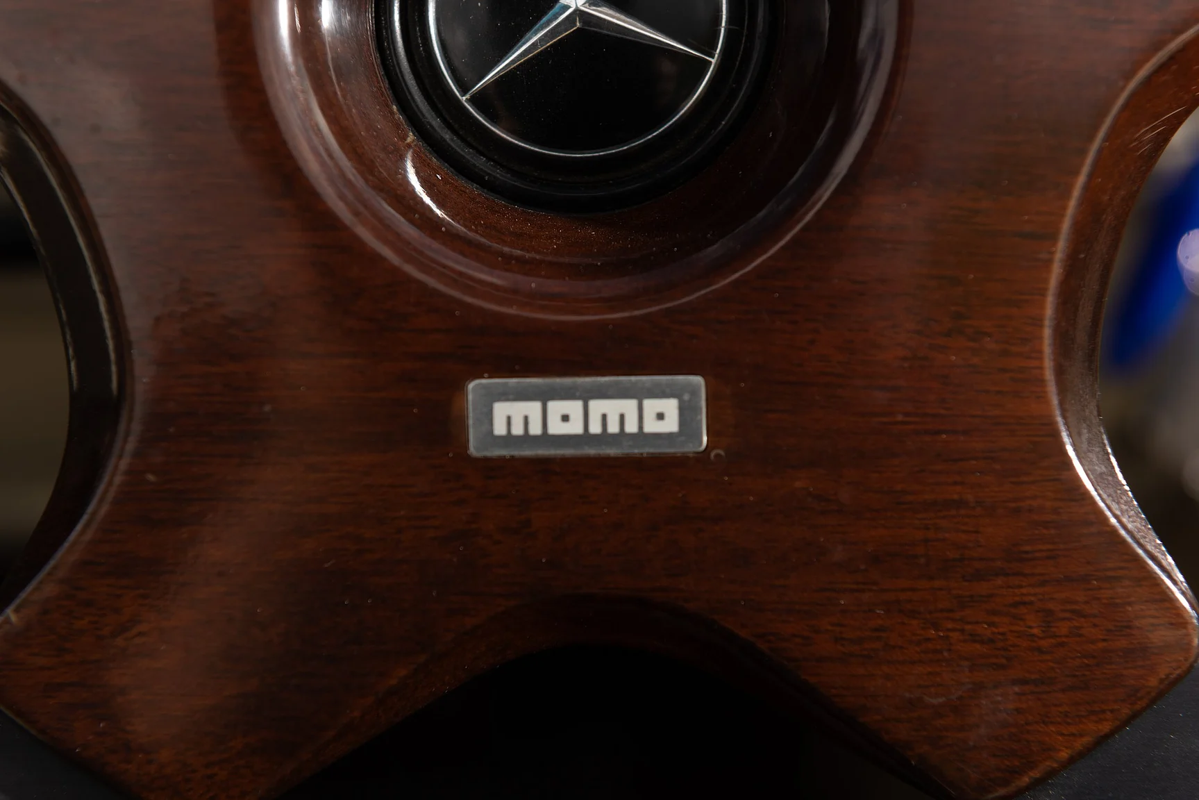 Interior image of 1975 Mercedes Benz 350 SL (45)