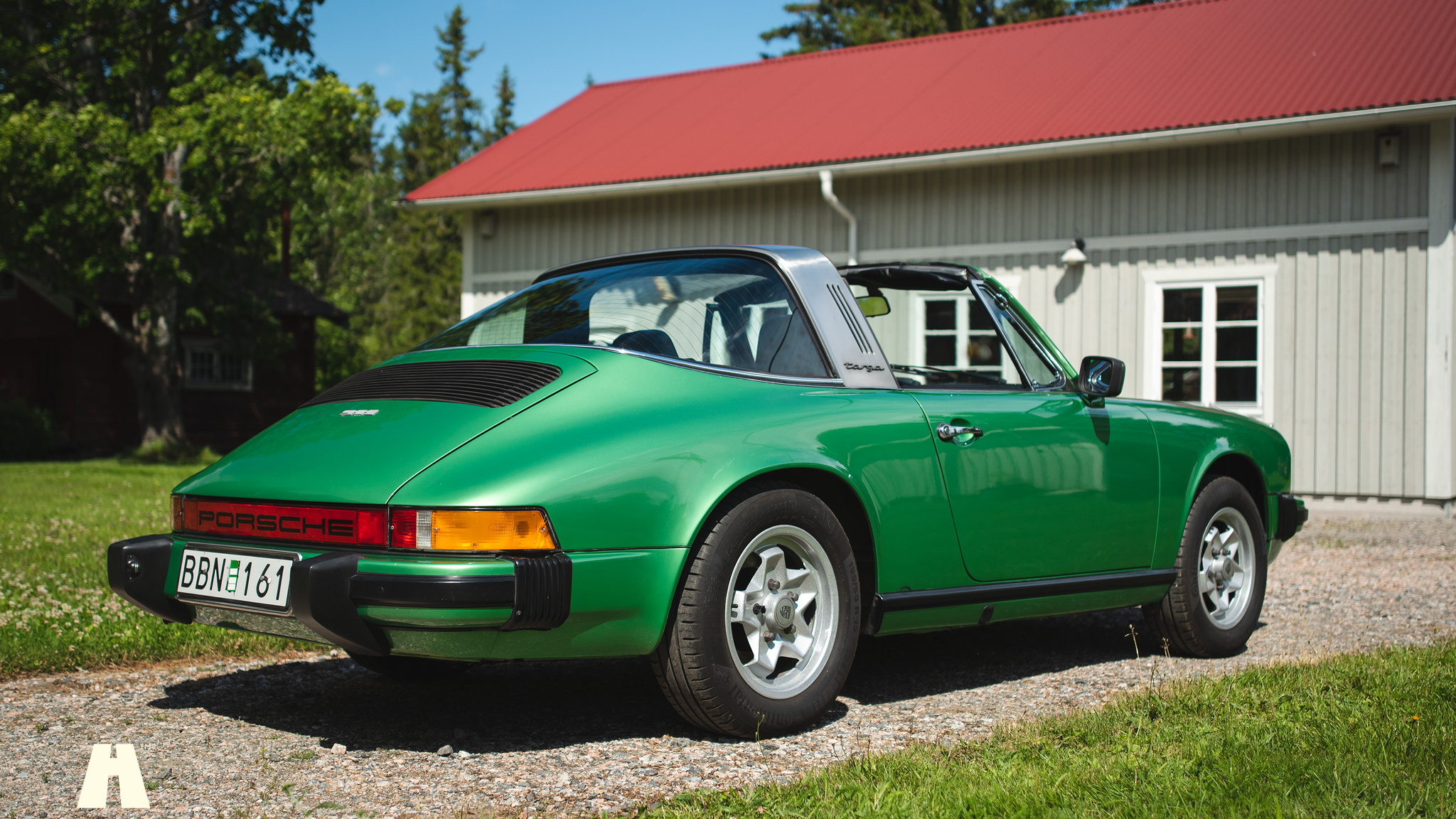 Exteriörbild på 1976 Porsche 911 Targa