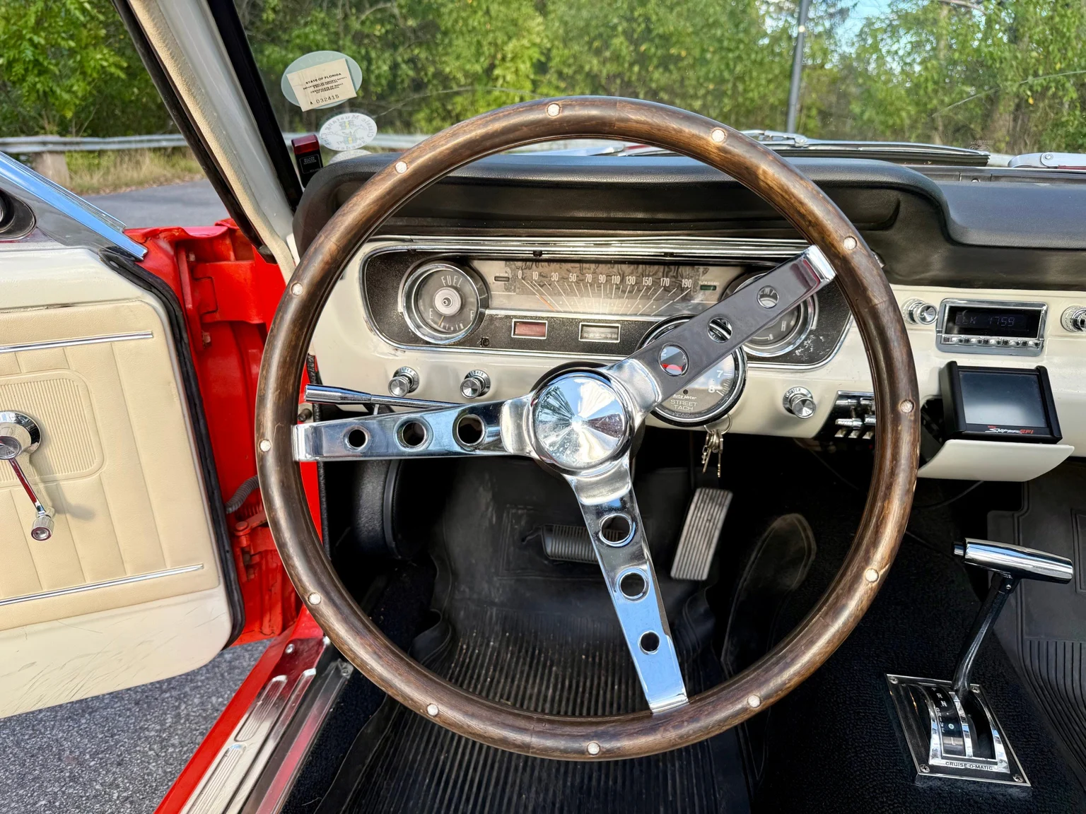 Interiörbild 1965 Ford Mustang Cabriolet (13)