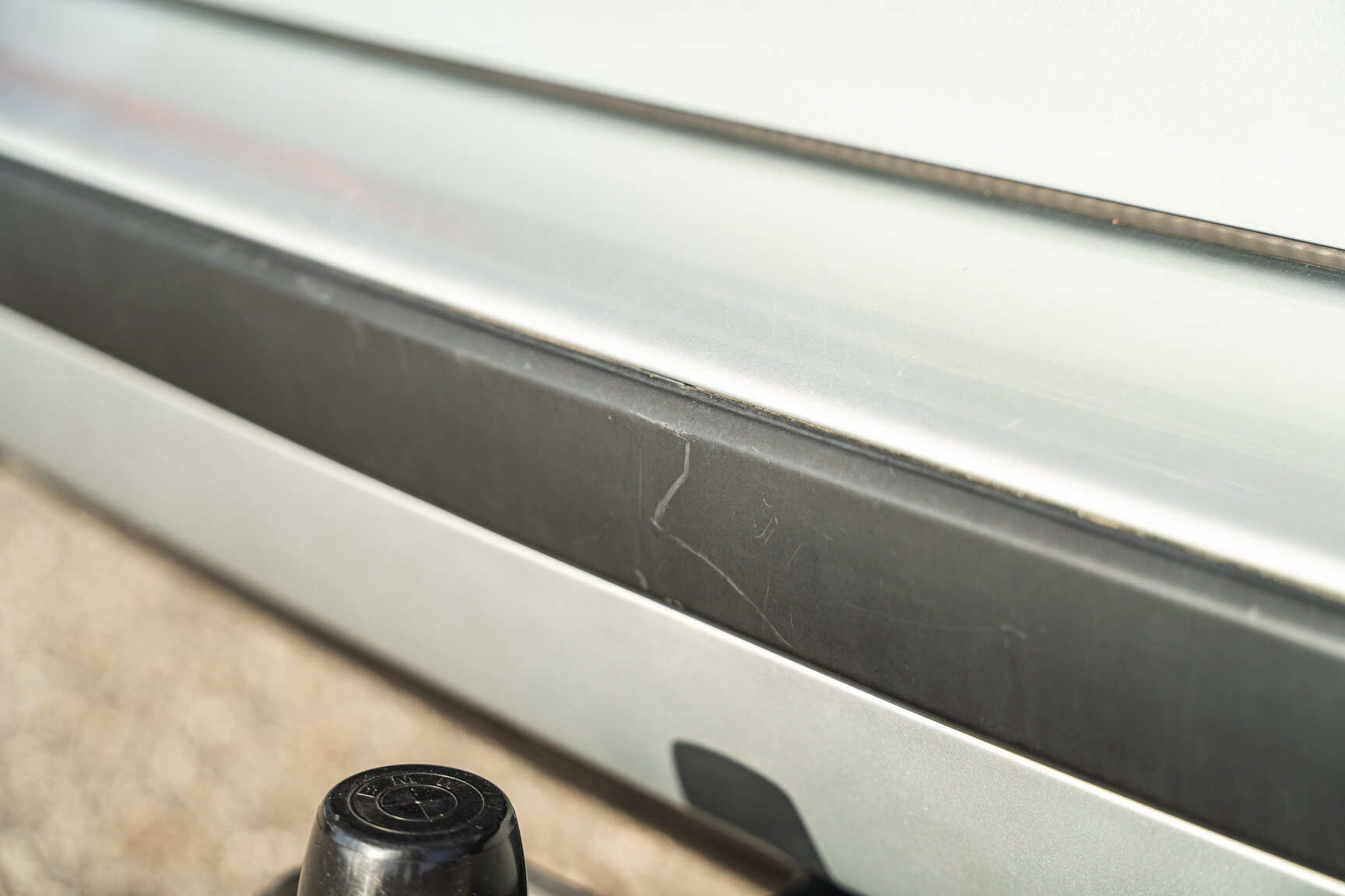 Exterior image of 1994 BMW 520i E34