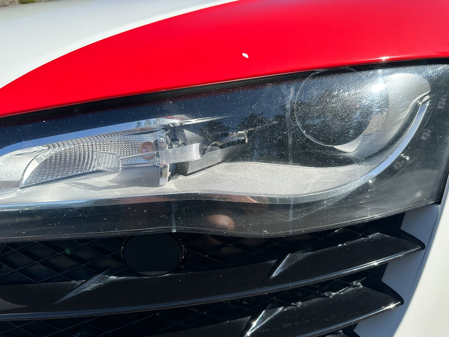Exterior image of 2008 Audi R8 4.2 V8 Turbo Manuell