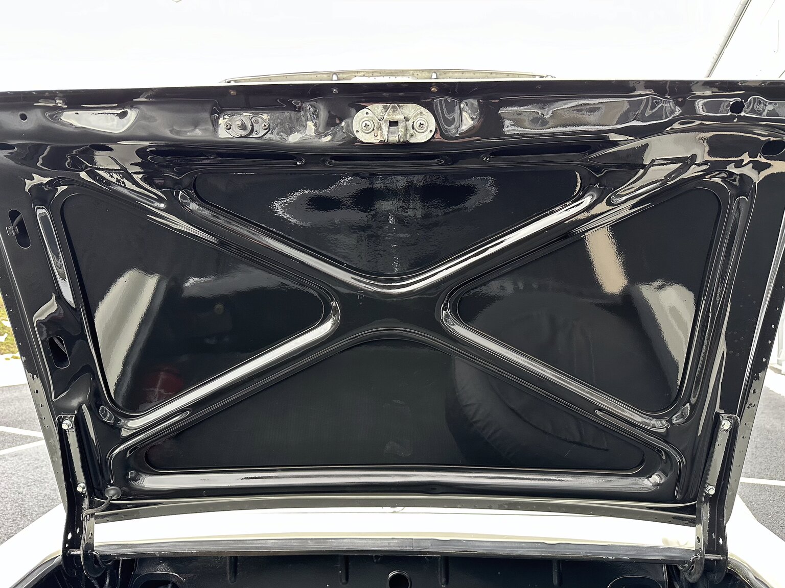 Interior image of 1968 Mercedes Benz SL 280 Pagoda